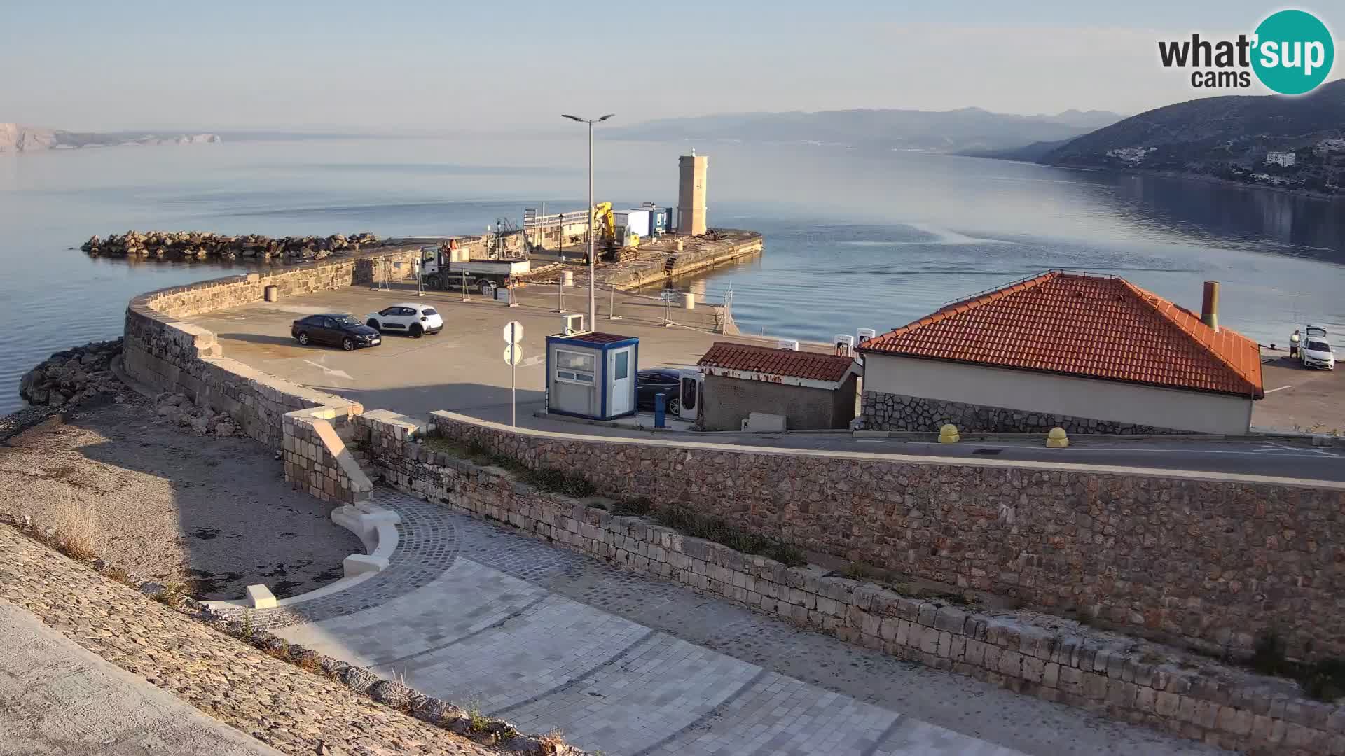 Webcam puerto de Senj – Rompeolas y faro en directo