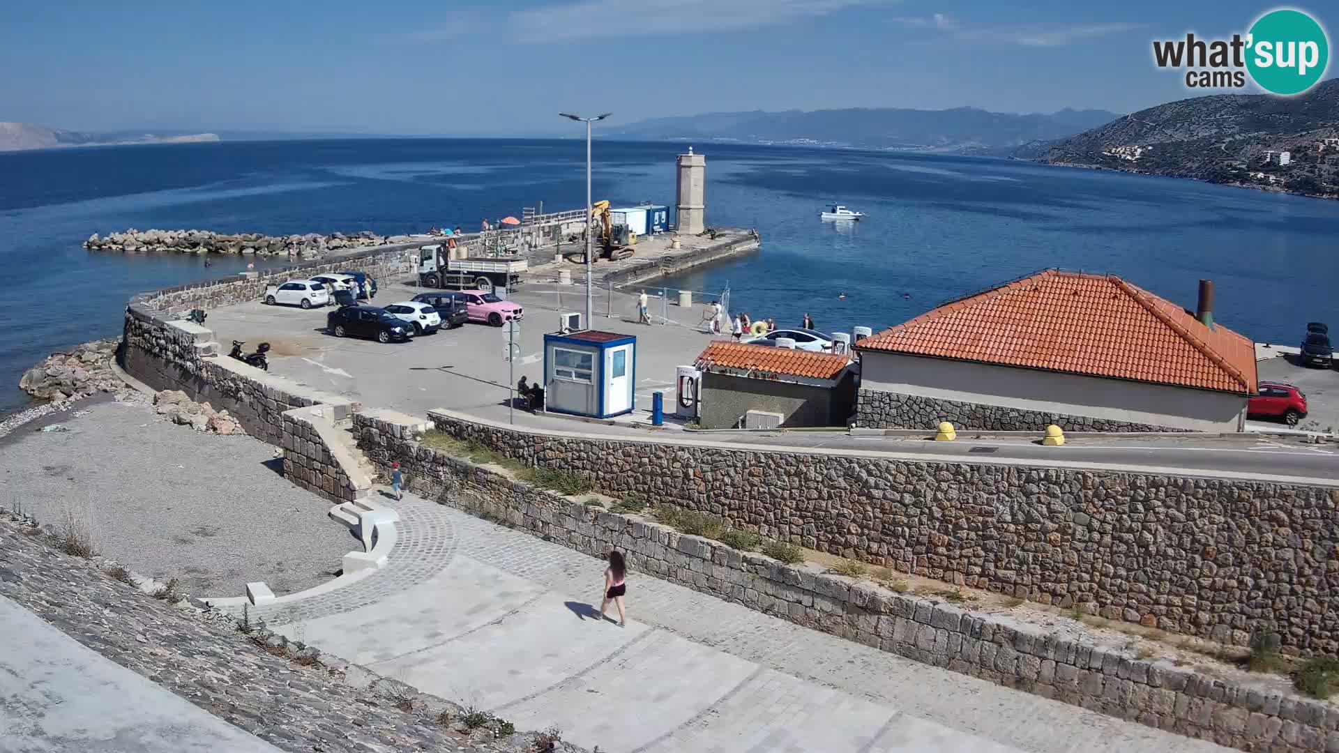 Webcam port de Senj – Vue sur la jetée et le phare