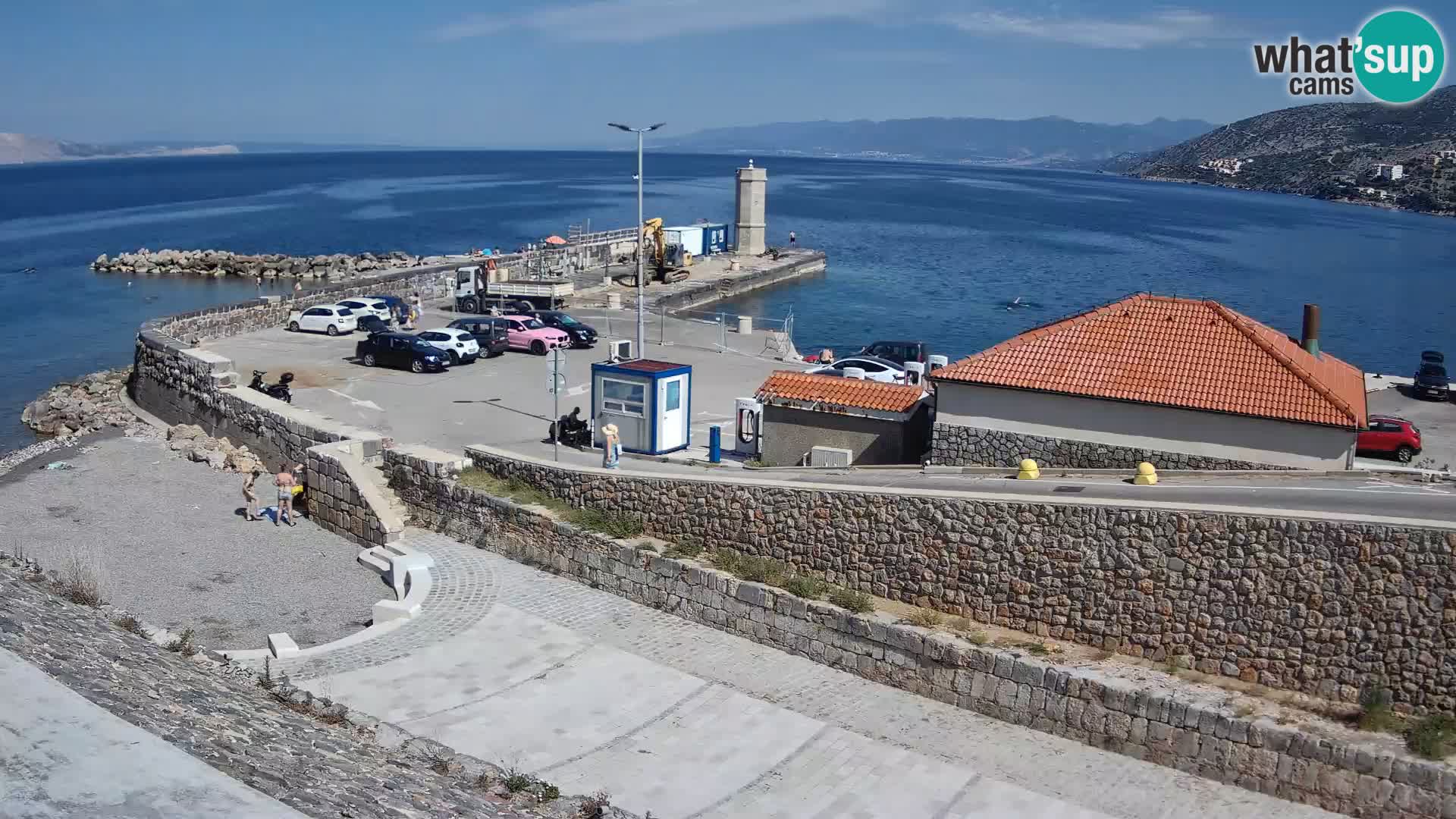 Senj Hafen Webcam – Wellenbrecher & Leuchtturm Liveblick