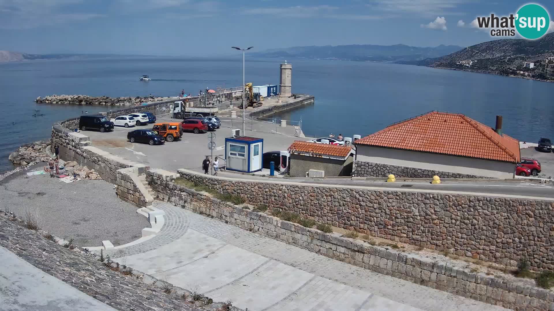 Webcam port de Senj – Vue sur la jetée et le phare