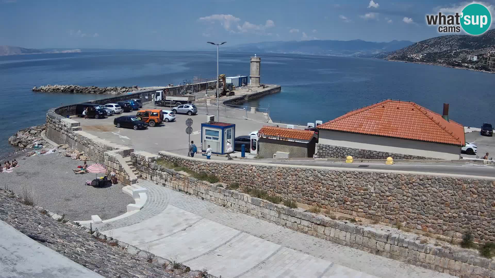 Webcam port de Senj – Vue sur la jetée et le phare