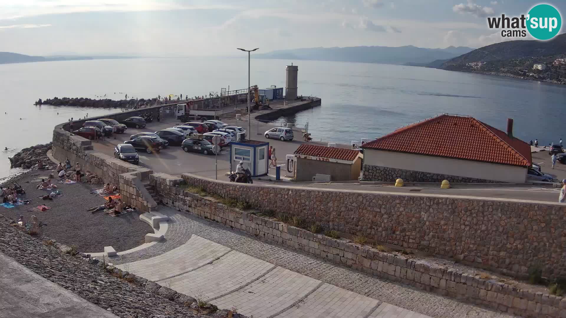 Webcam port de Senj – Vue sur la jetée et le phare