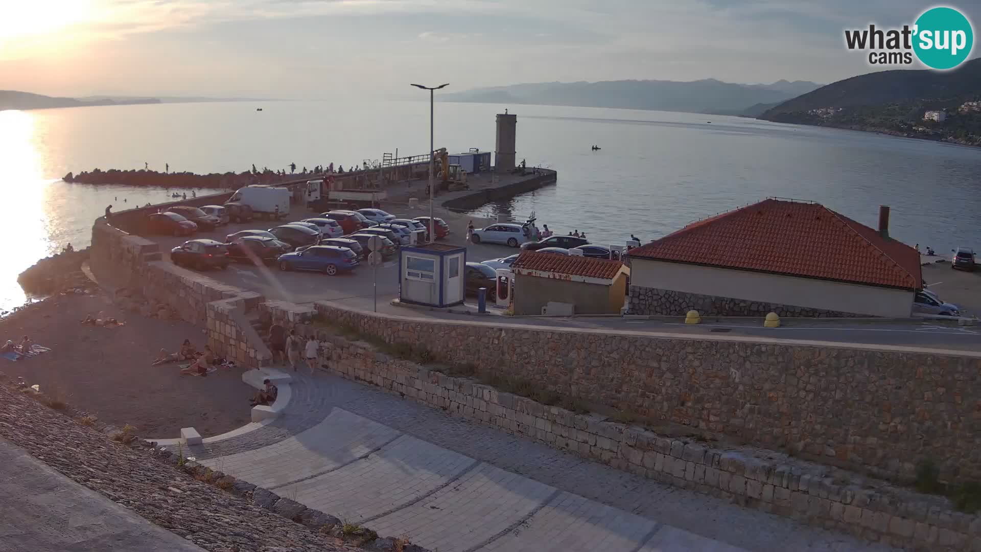 Webcam puerto de Senj – Rompeolas y faro en directo