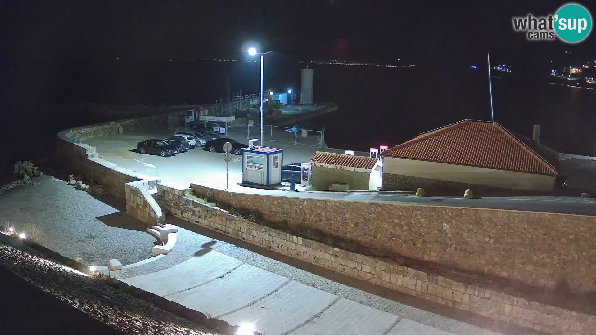 Webcam puerto de Senj – Rompeolas y faro en directo