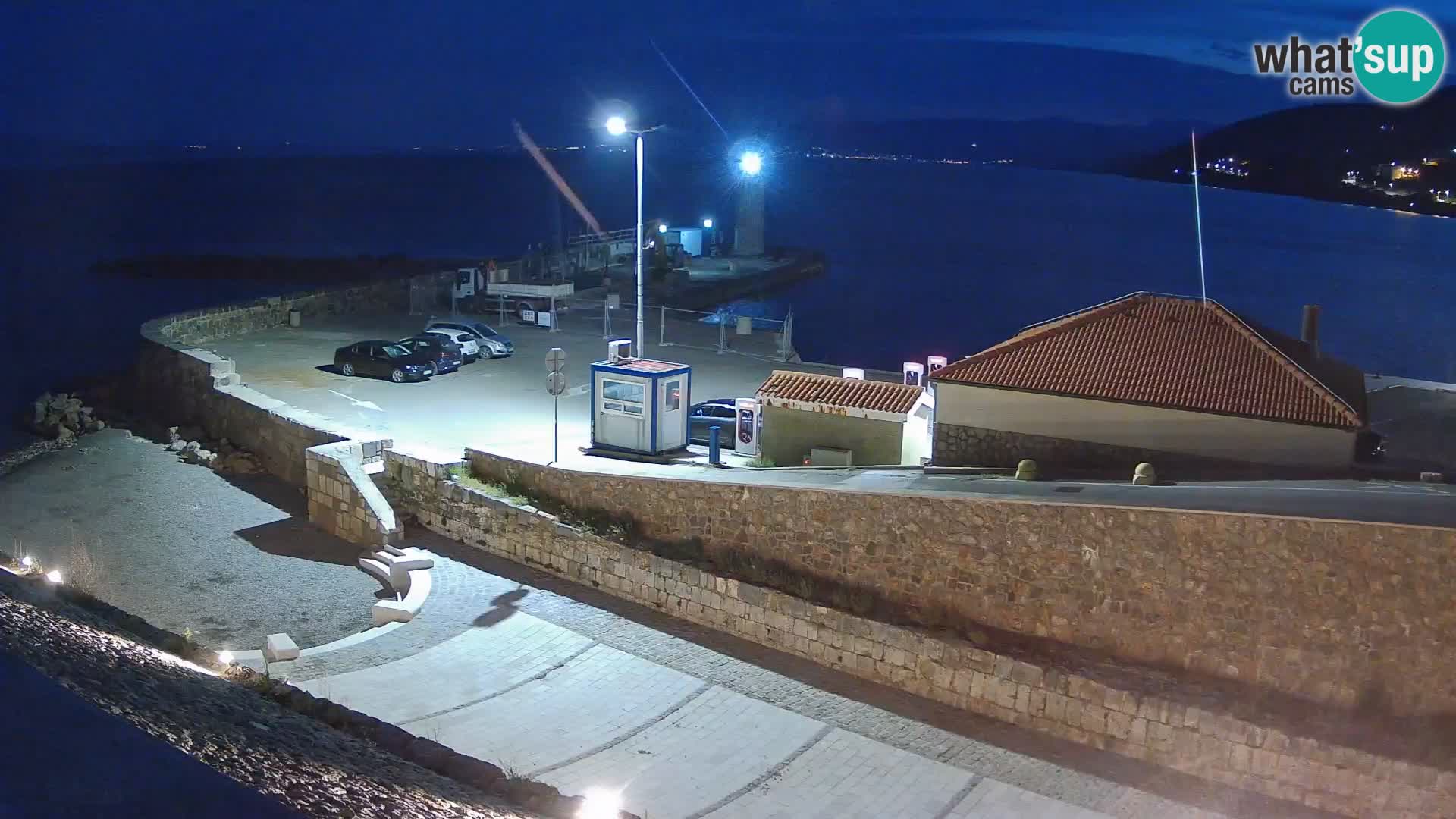 Senj Hafen Webcam – Wellenbrecher & Leuchtturm Liveblick