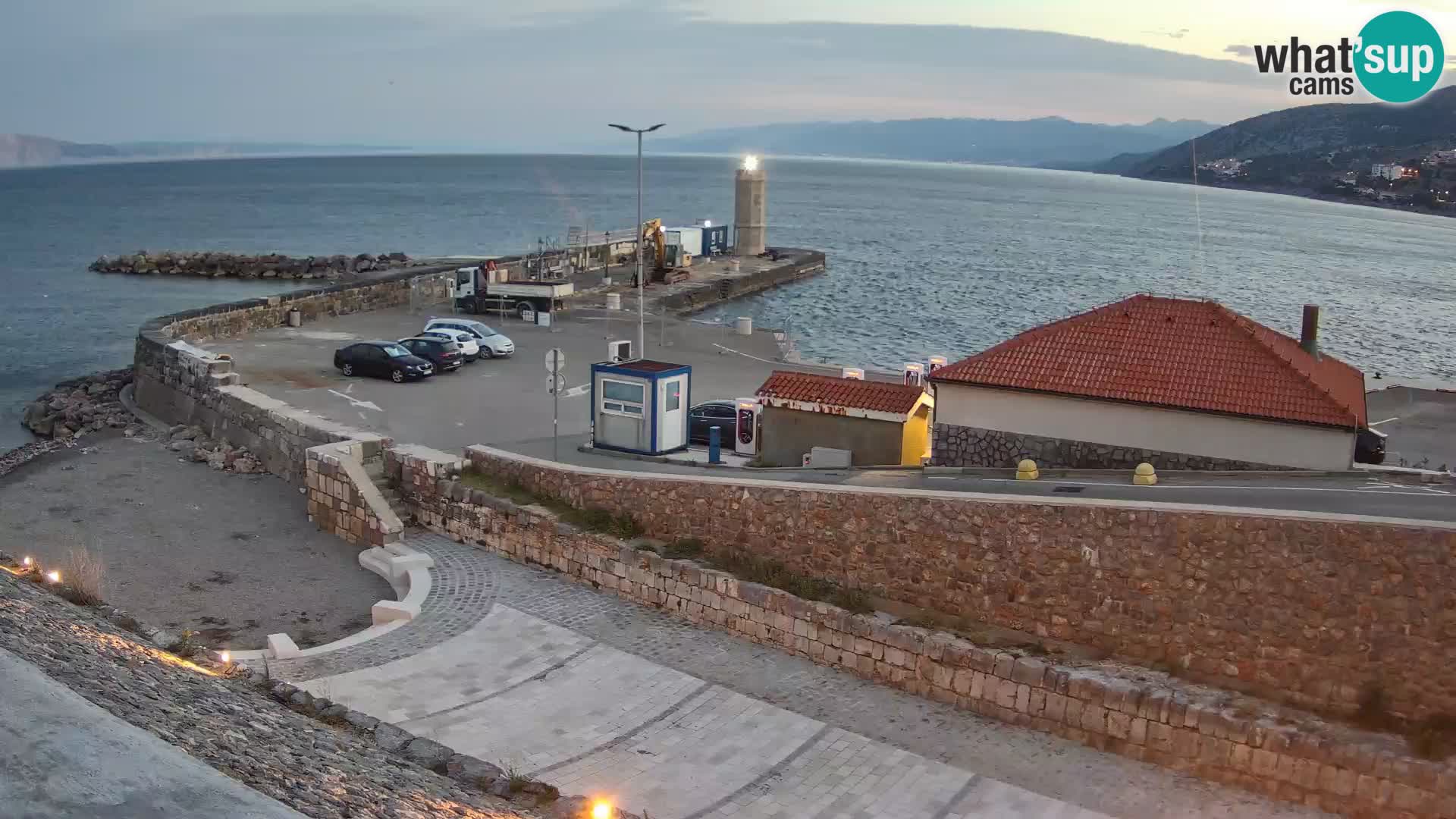 Senj Harbour Webcam – Breakwater & Lighthouse Live View