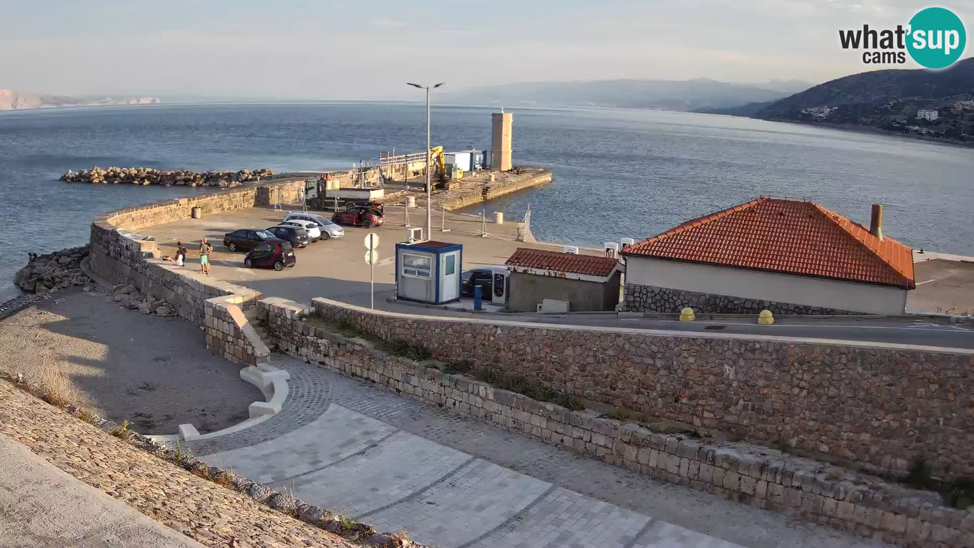 Webcam puerto de Senj – Rompeolas y faro en directo