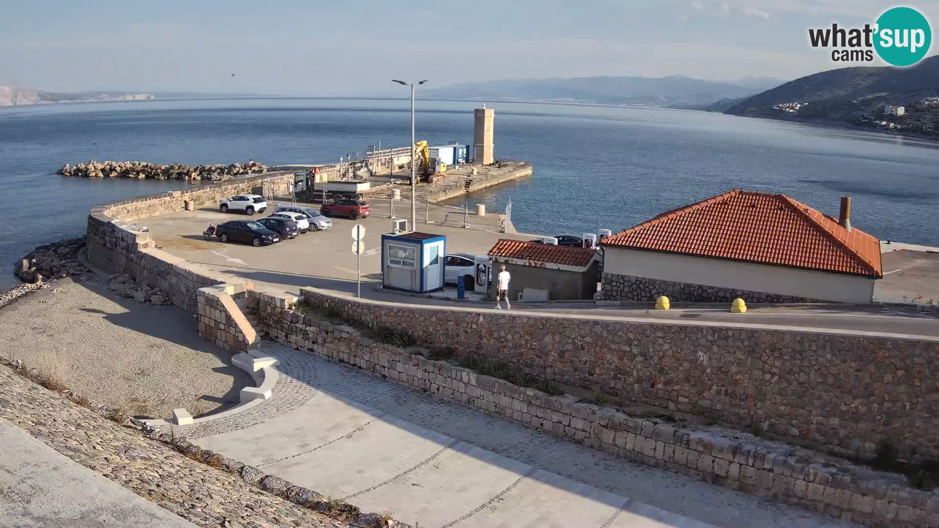 Webcam port de Senj – Vue sur la jetée et le phare
