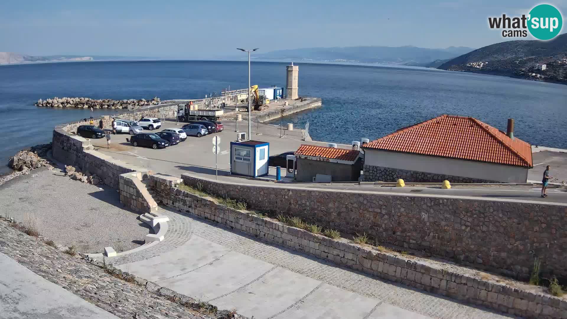 Web kamera Senj luka – Lukobran i svjetionik uživo