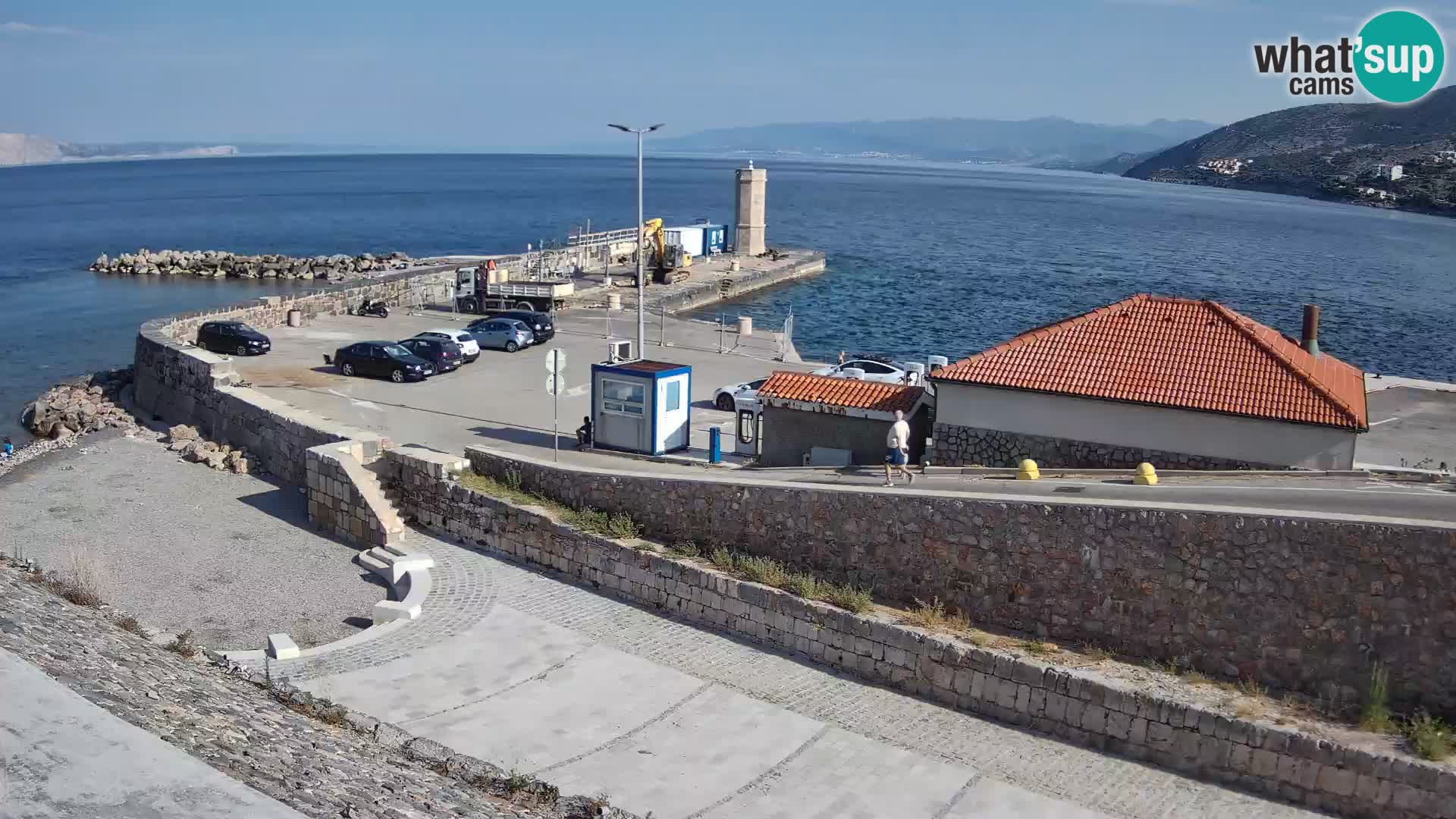Webcam port de Senj – Vue sur la jetée et le phare