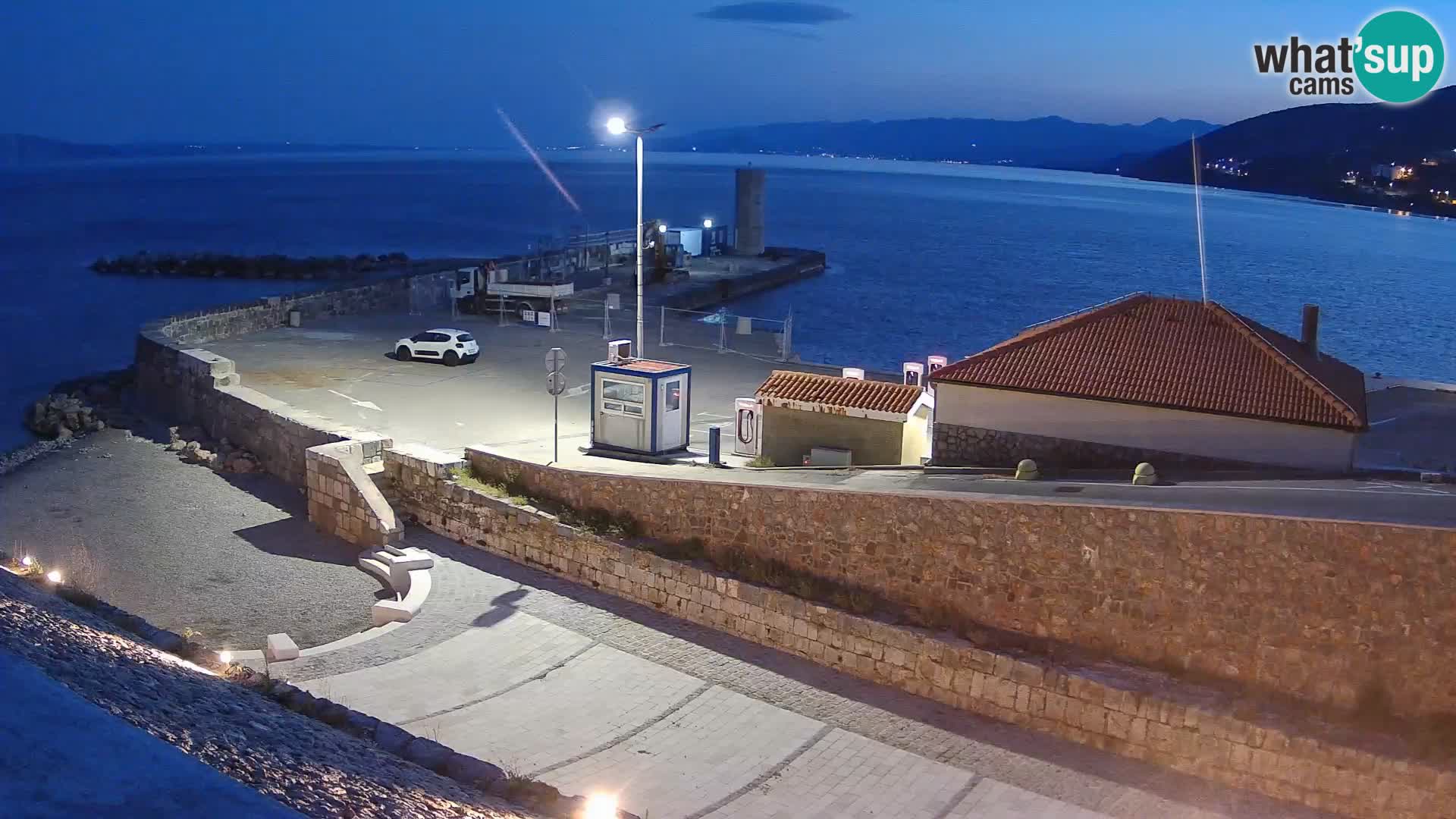 Webcam Porto di Segna – Frangiflutti e Faro in diretta