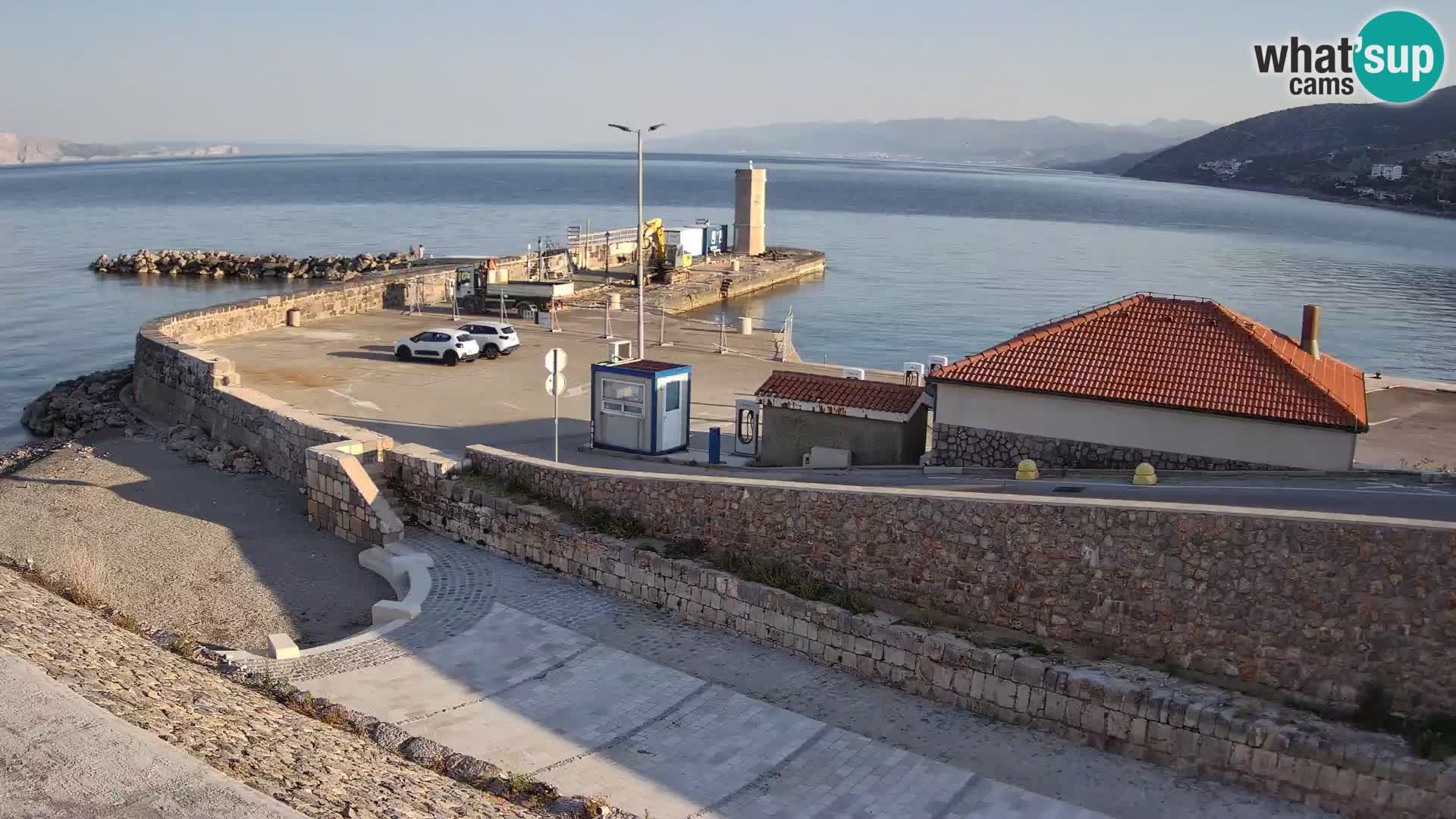 Webcam Porto di Segna – Frangiflutti e Faro in diretta