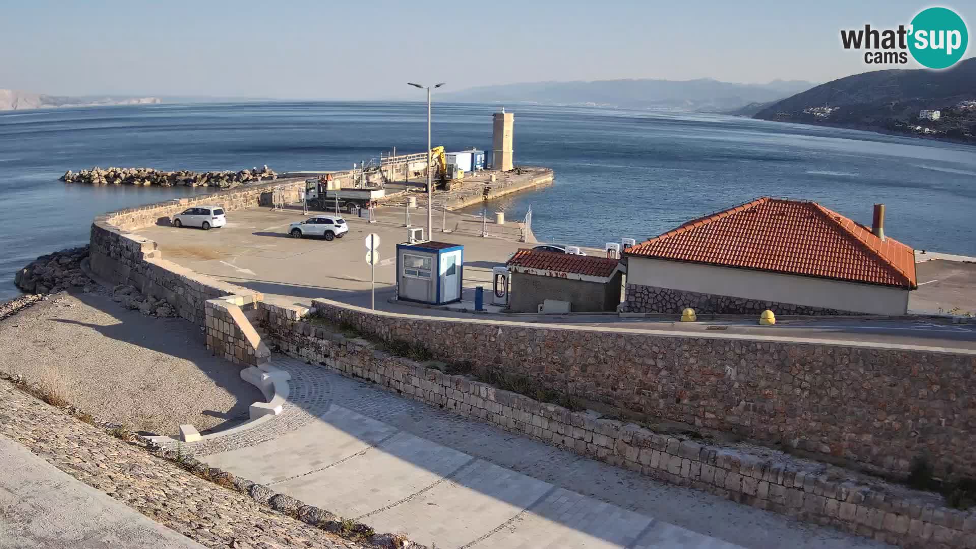 Webcam Porto di Segna – Frangiflutti e Faro in diretta
