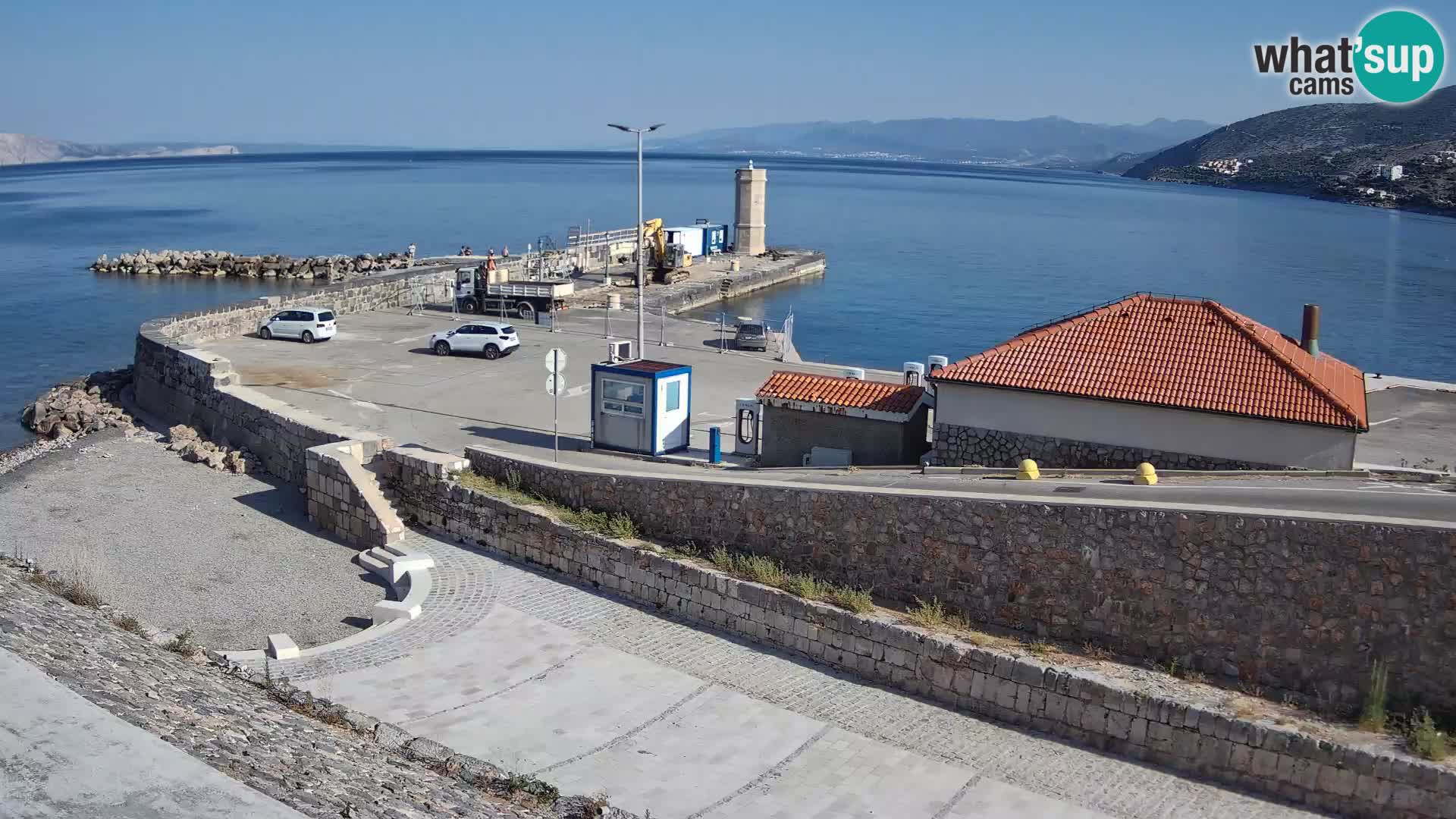 Webcam Porto di Segna – Frangiflutti e Faro in diretta