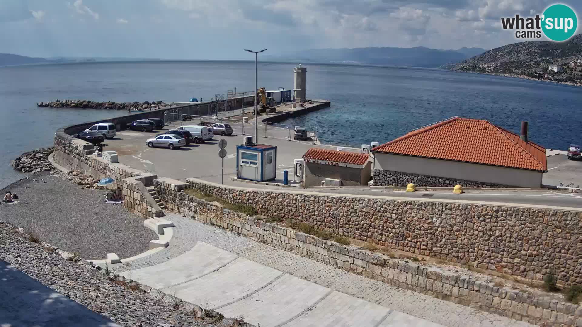 Senj Hafen Webcam – Wellenbrecher & Leuchtturm Liveblick