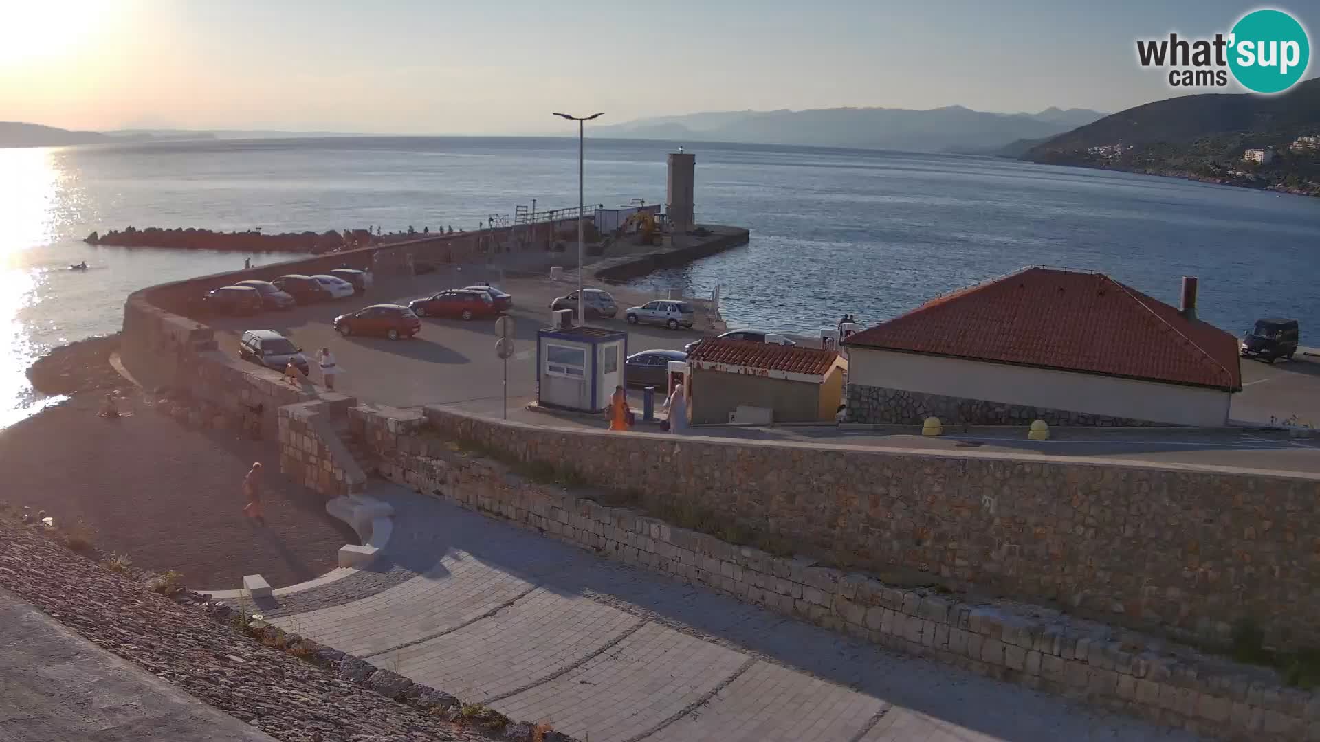 Webcam puerto de Senj – Rompeolas y faro en directo