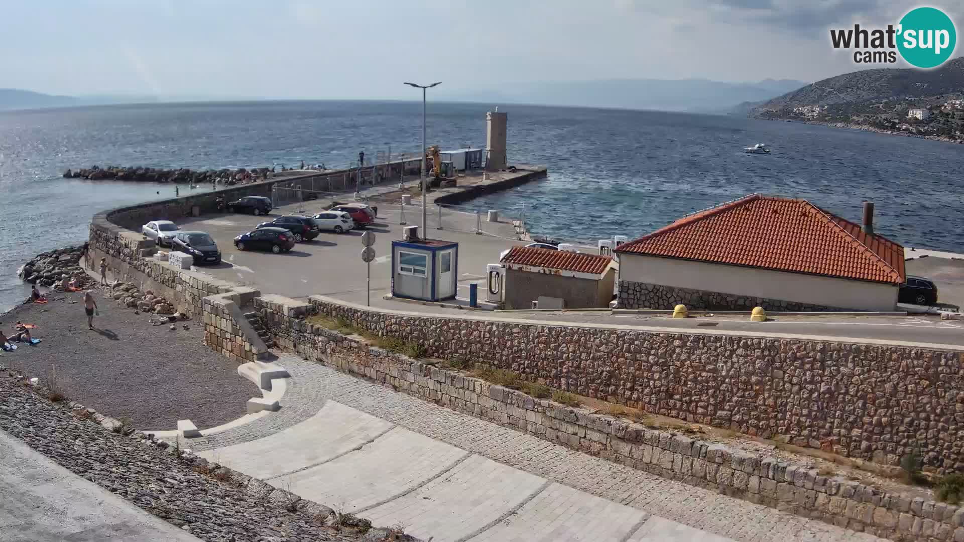Webcam port de Senj – Vue sur la jetée et le phare