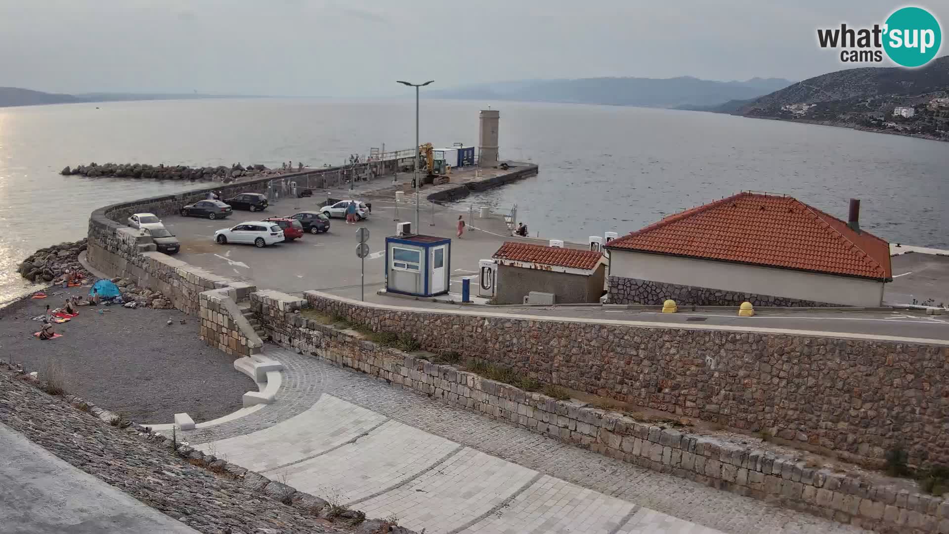 Senj Hafen Webcam – Wellenbrecher & Leuchtturm Liveblick