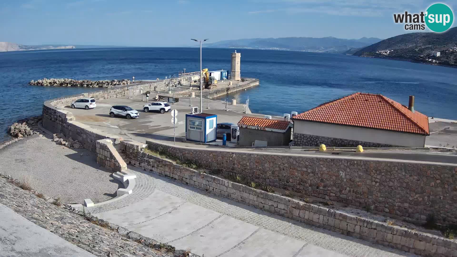 Senj Hafen Webcam – Wellenbrecher & Leuchtturm Liveblick