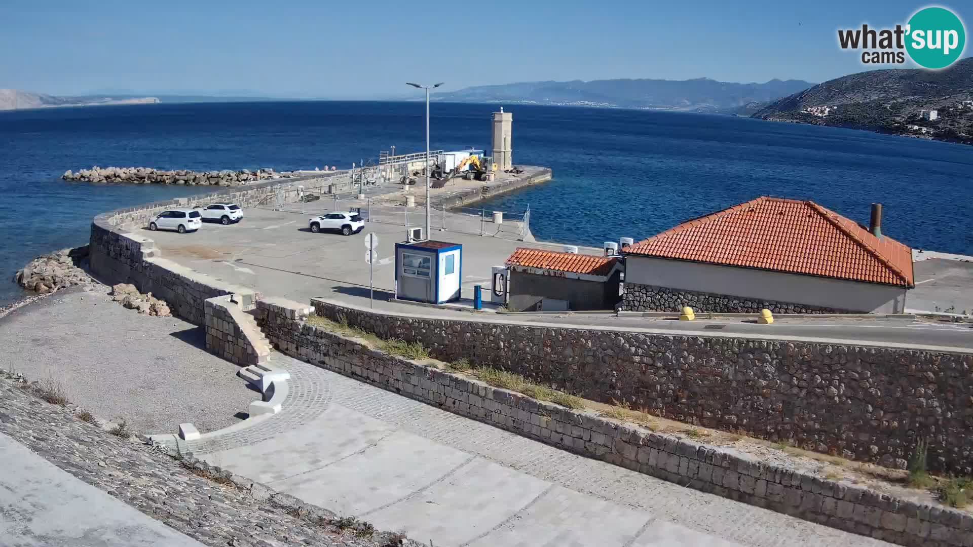 Webcam Porto di Segna – Frangiflutti e Faro in diretta