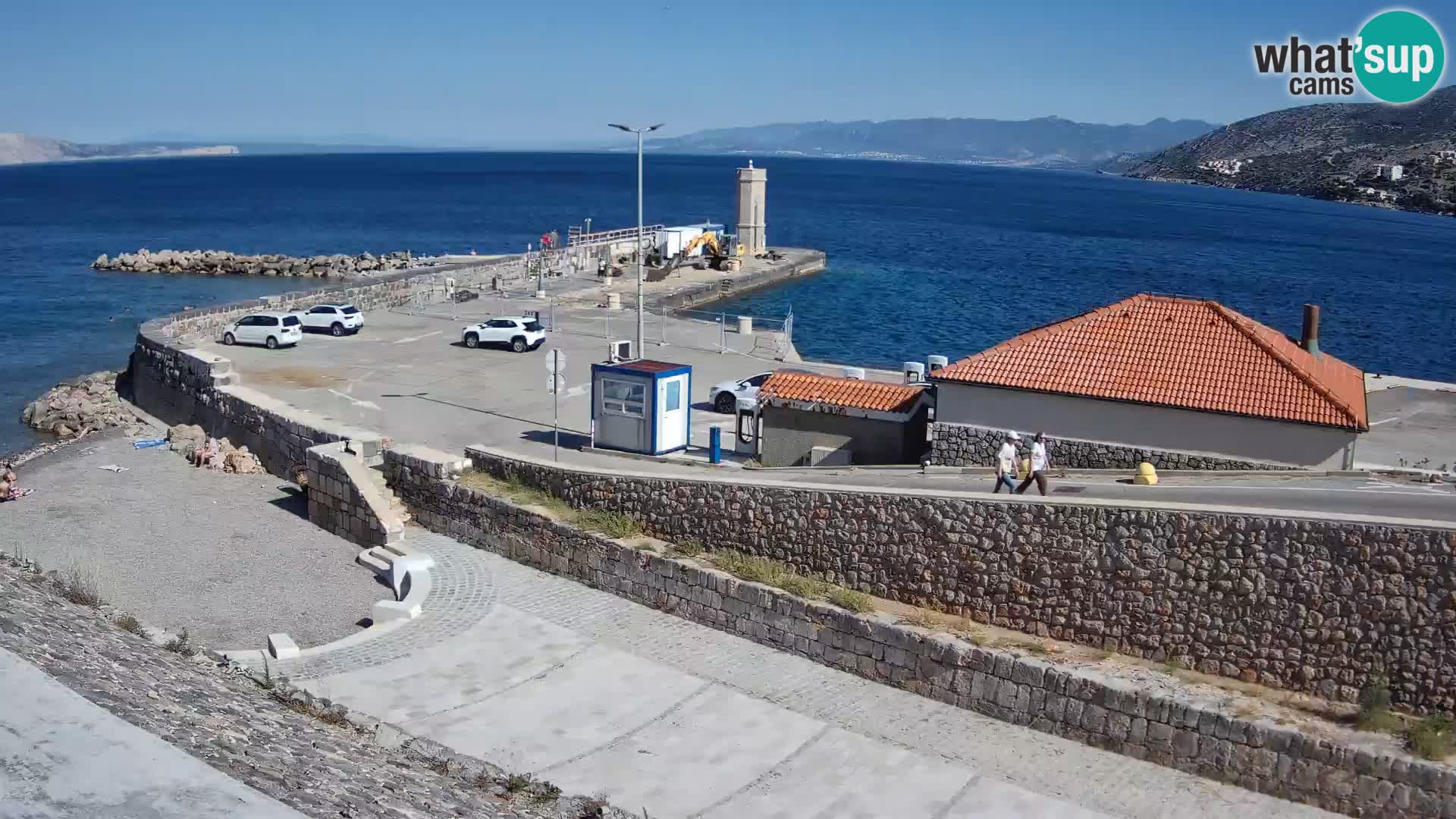 Webcam Porto di Segna – Frangiflutti e Faro in diretta