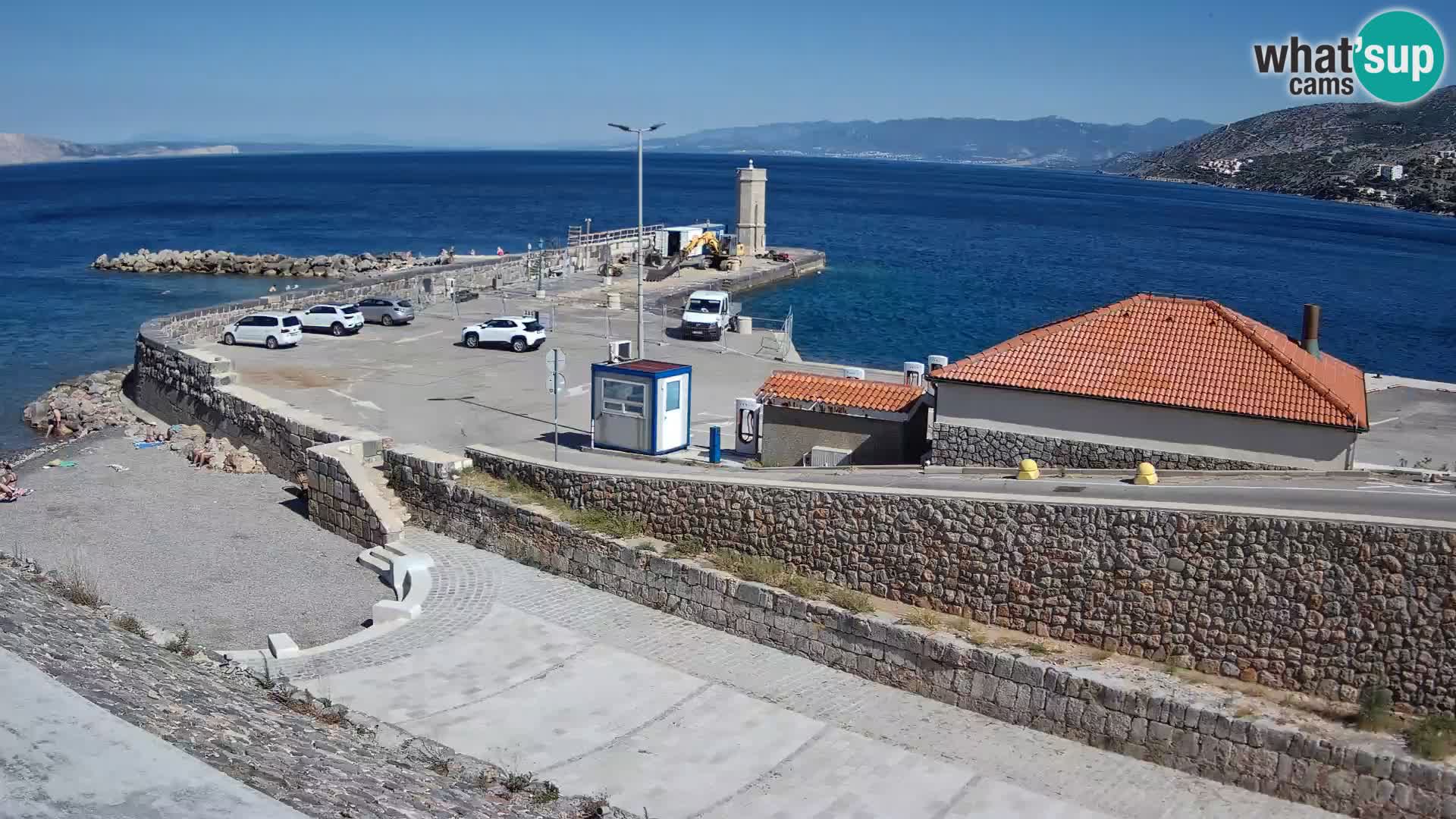 Senj Hafen Webcam – Wellenbrecher & Leuchtturm Liveblick