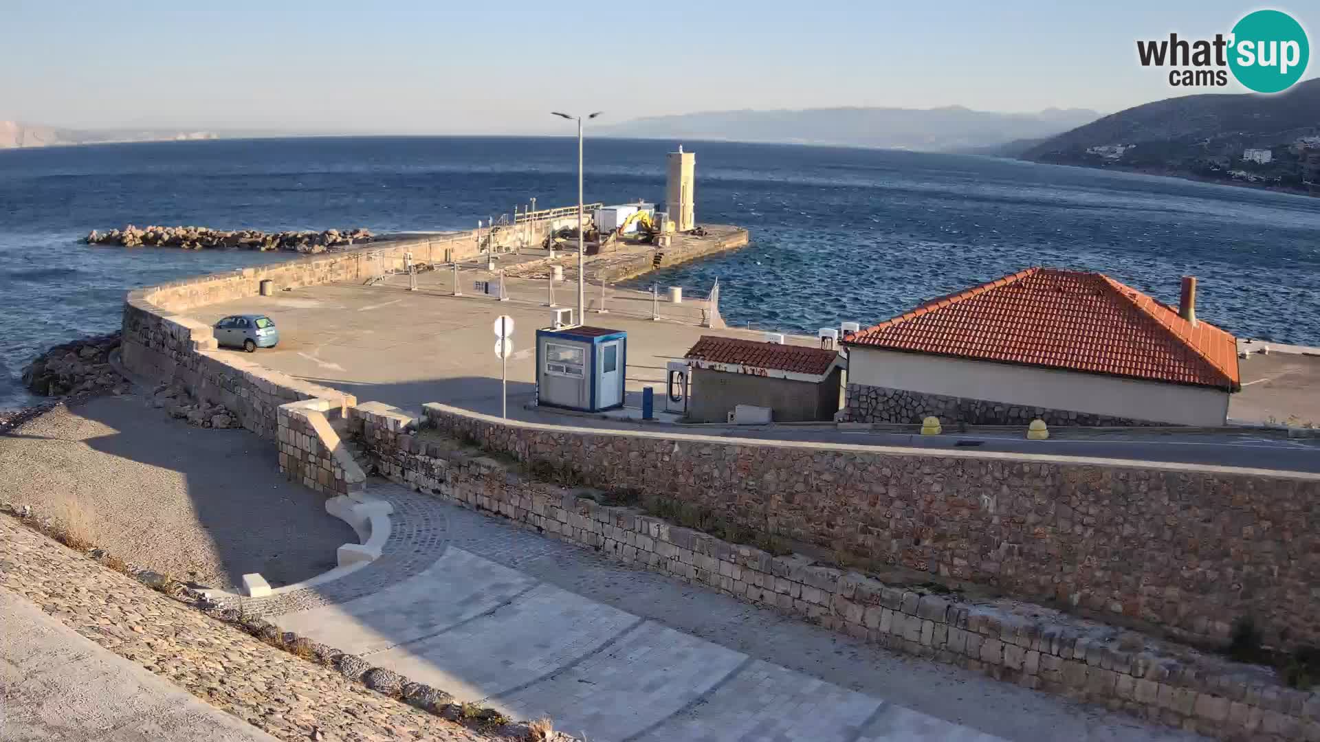 Webcam Porto di Segna – Frangiflutti e Faro in diretta
