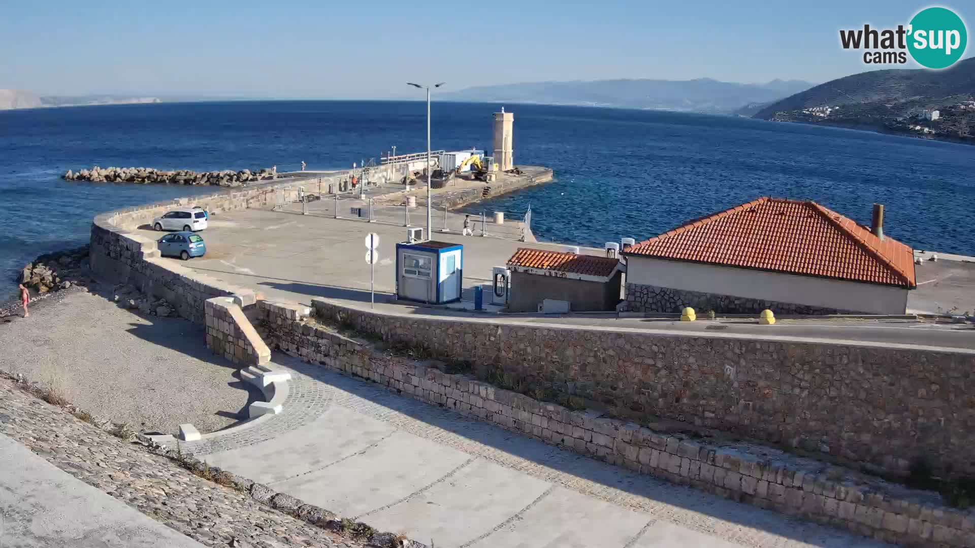 Senj Hafen Webcam – Wellenbrecher & Leuchtturm Liveblick