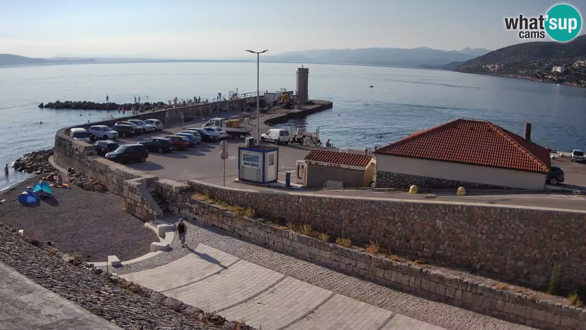 Web kamera Senj luka – Lukobran i svjetionik uživo