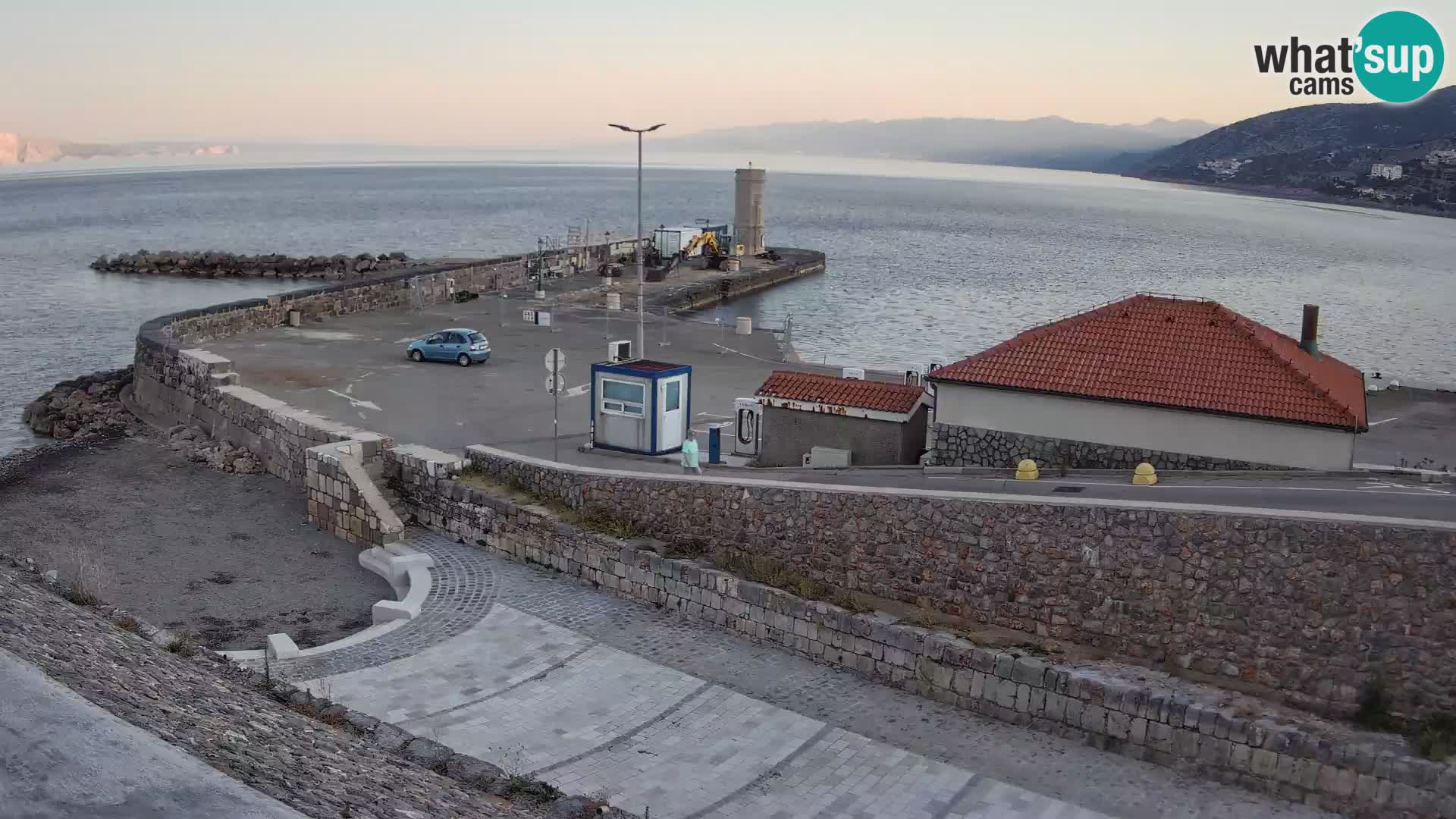 Senj Hafen Webcam – Wellenbrecher & Leuchtturm Liveblick