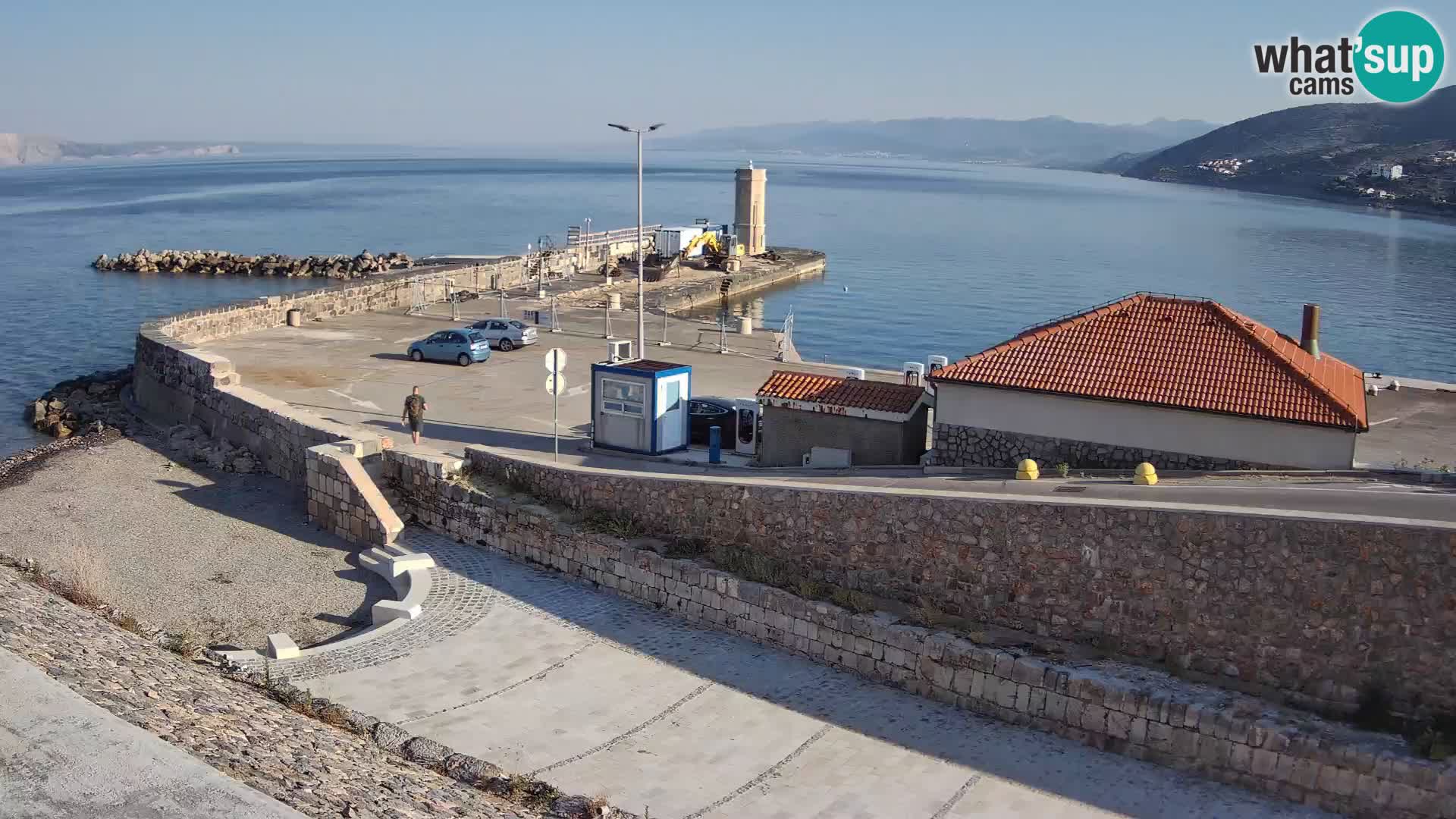Senj Hafen Webcam – Wellenbrecher & Leuchtturm Liveblick