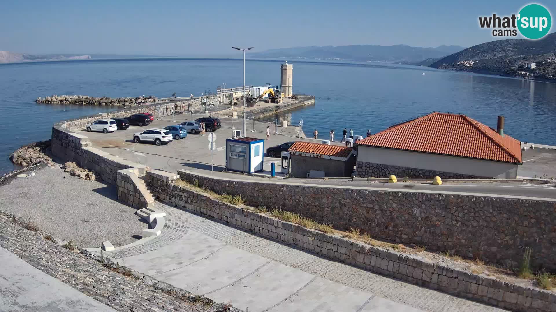 Webcam Porto di Segna – Frangiflutti e Faro in diretta