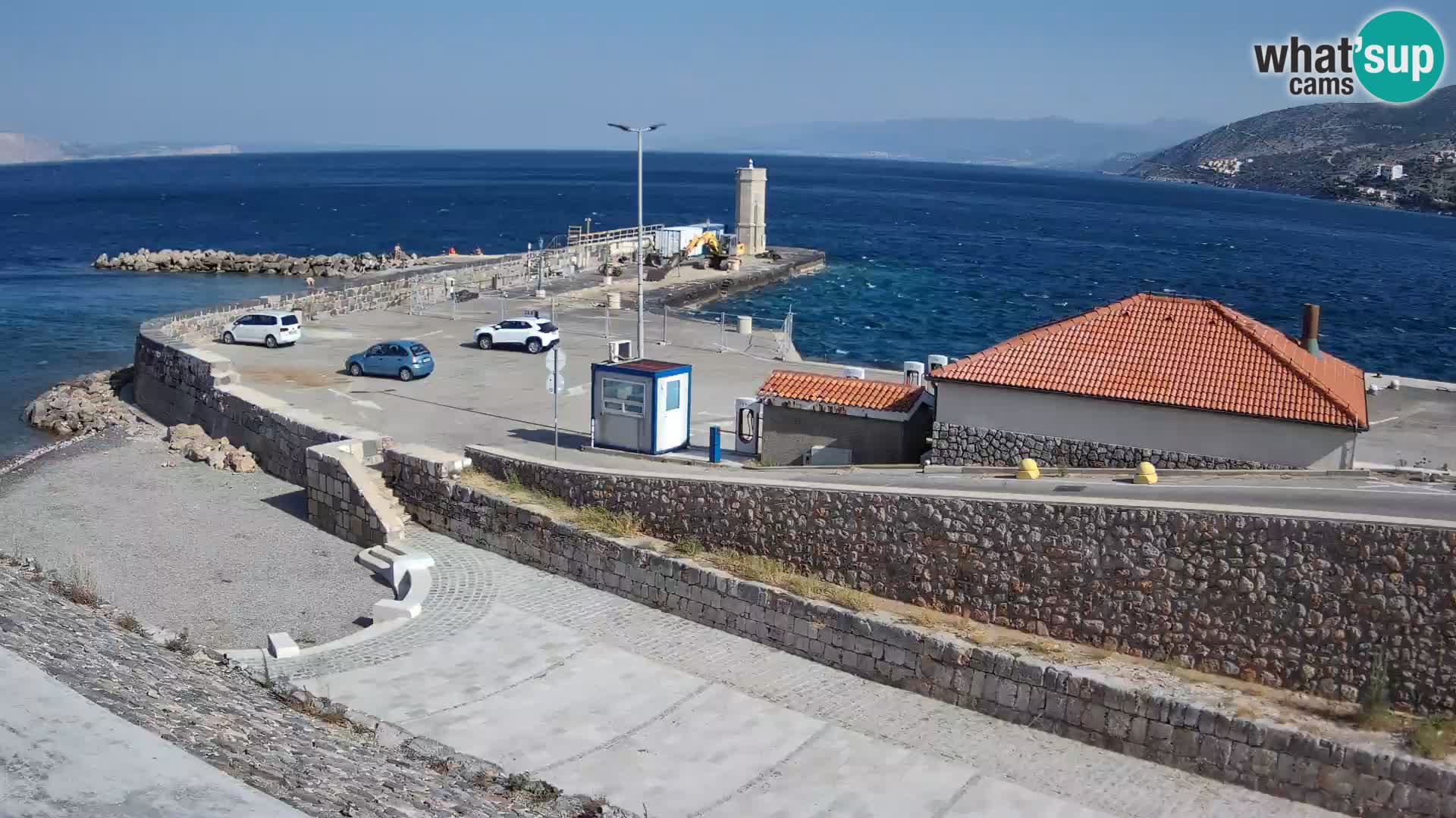 Senj Hafen Webcam – Wellenbrecher & Leuchtturm Liveblick