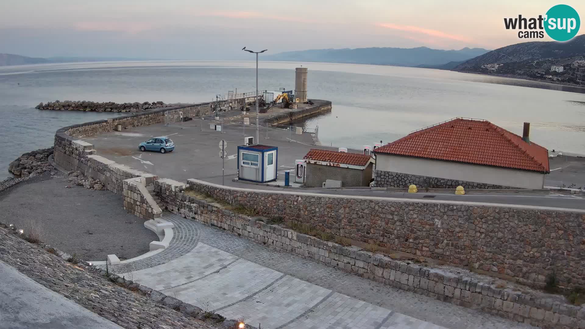 Senj Harbour Webcam – Breakwater & Lighthouse Live View