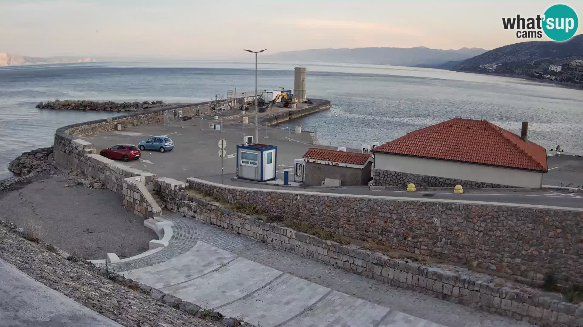 Senj Harbour Webcam – Breakwater & Lighthouse Live View