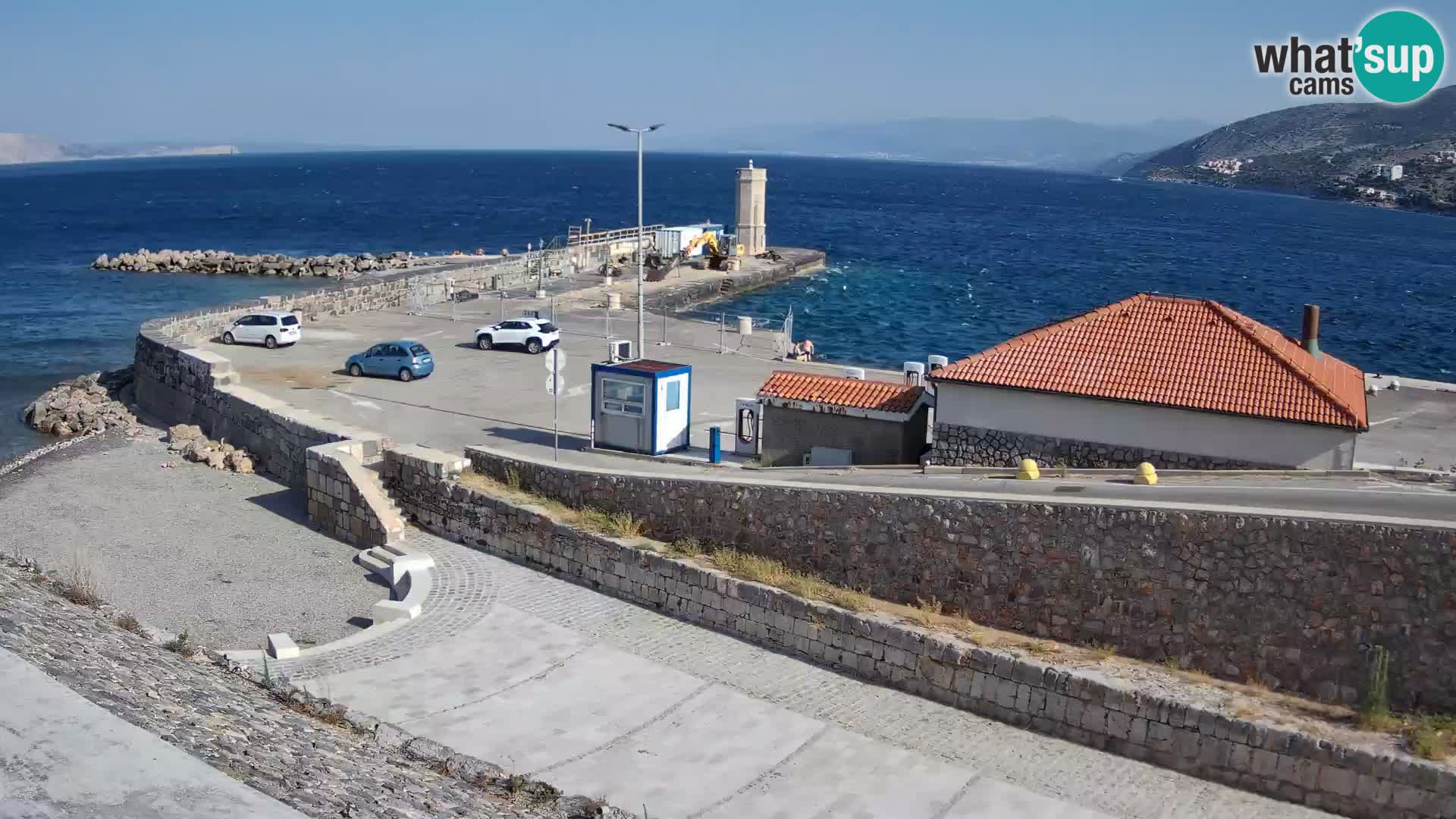 Senj Hafen Webcam – Wellenbrecher & Leuchtturm Liveblick