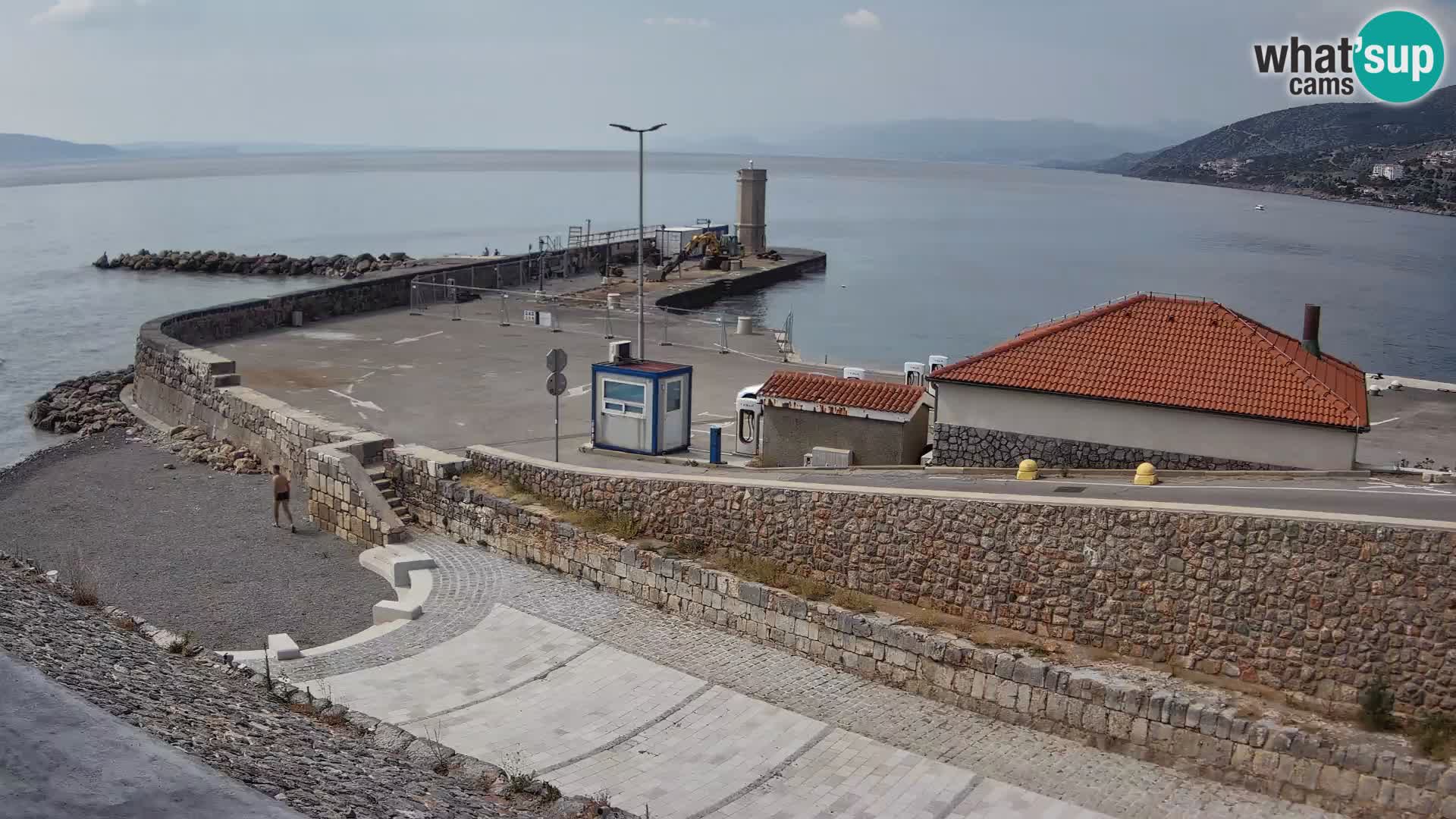 Senj Hafen Webcam – Wellenbrecher & Leuchtturm Liveblick