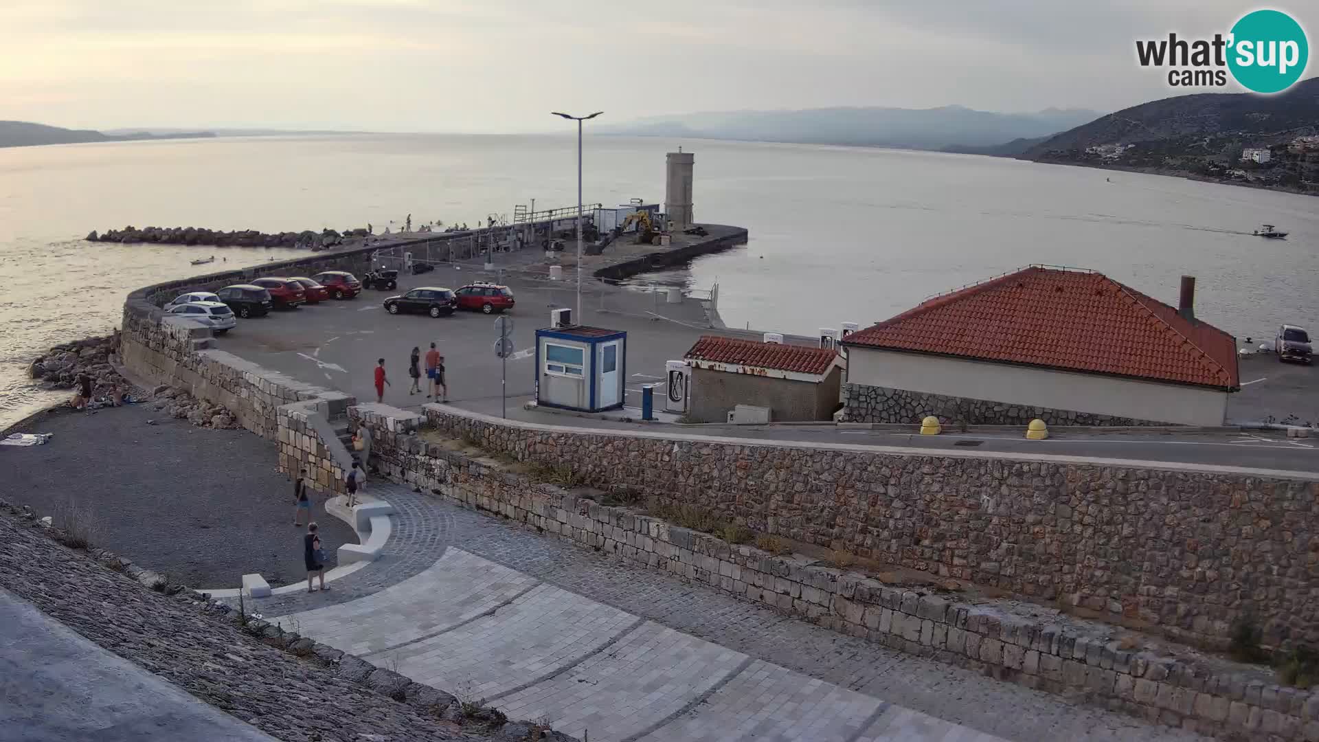 Webcam Porto di Segna – Frangiflutti e Faro in diretta