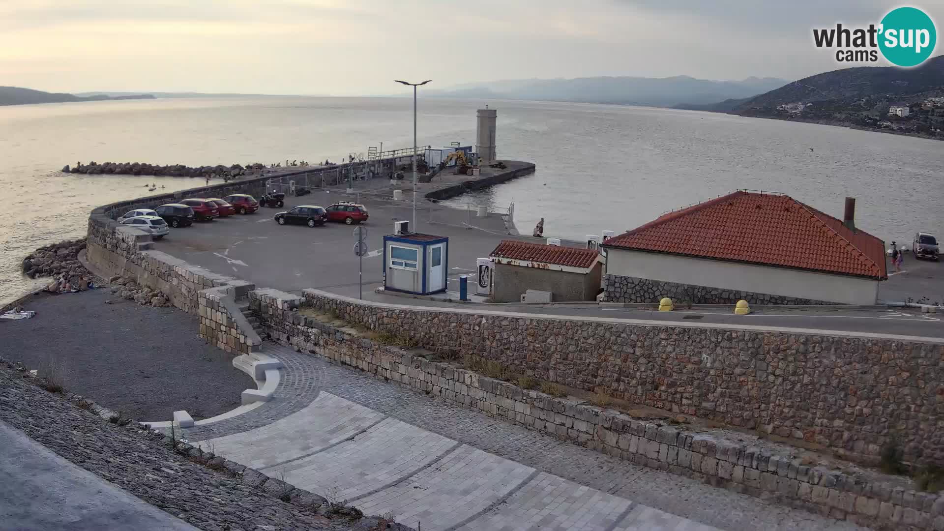 Webcam Porto di Segna – Frangiflutti e Faro in diretta