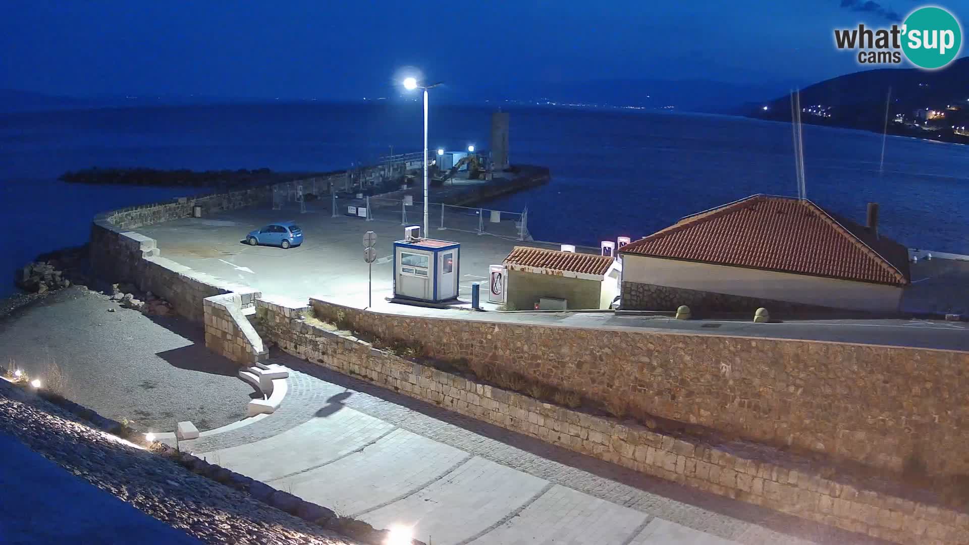 Senj Hafen Webcam – Wellenbrecher & Leuchtturm Liveblick