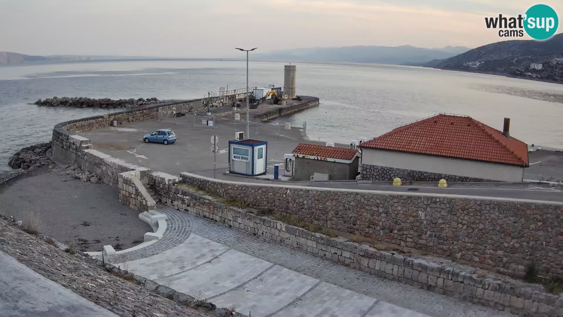 Senj Harbour Webcam – Breakwater & Lighthouse Live View