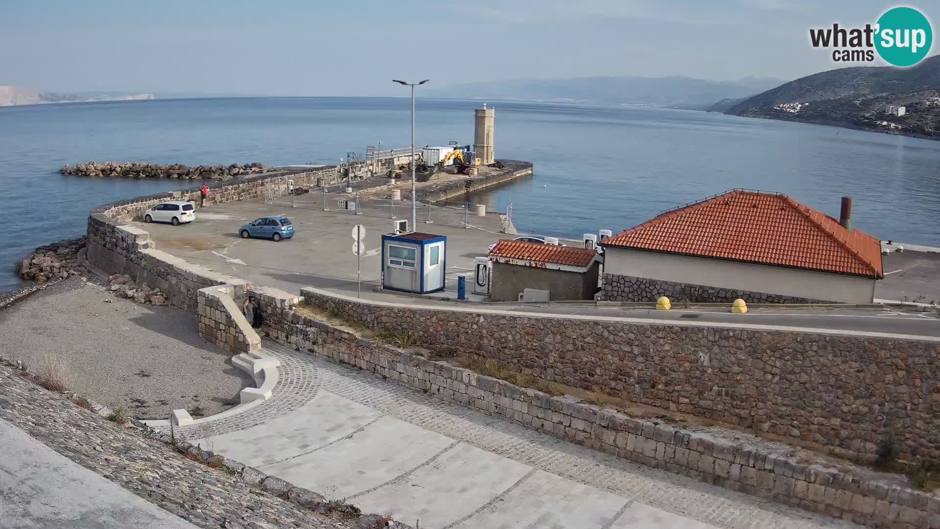Senj Hafen Webcam – Wellenbrecher & Leuchtturm Liveblick