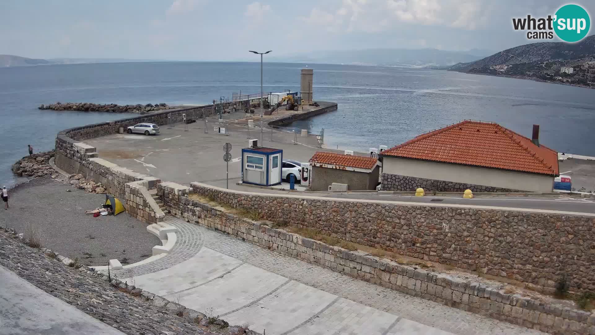 Webcam port de Senj – Vue sur la jetée et le phare