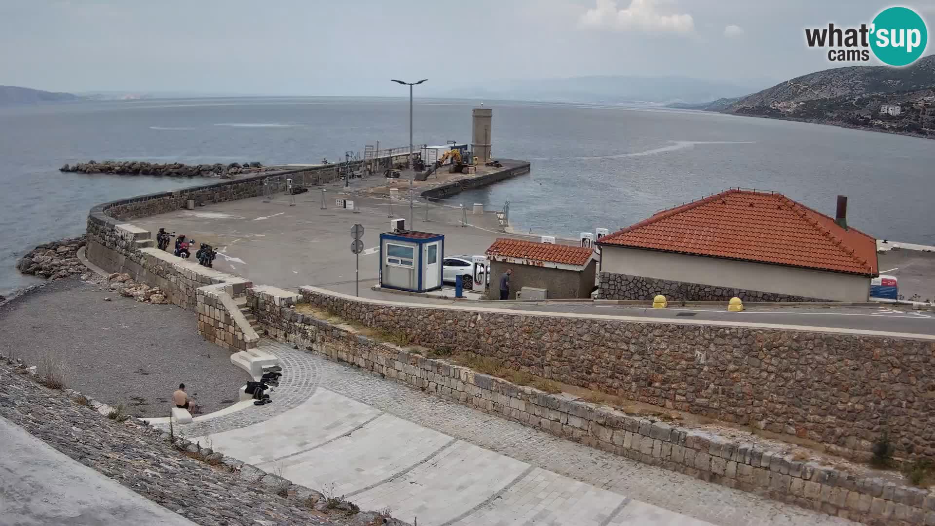 Webcam Porto di Segna – Frangiflutti e Faro in diretta