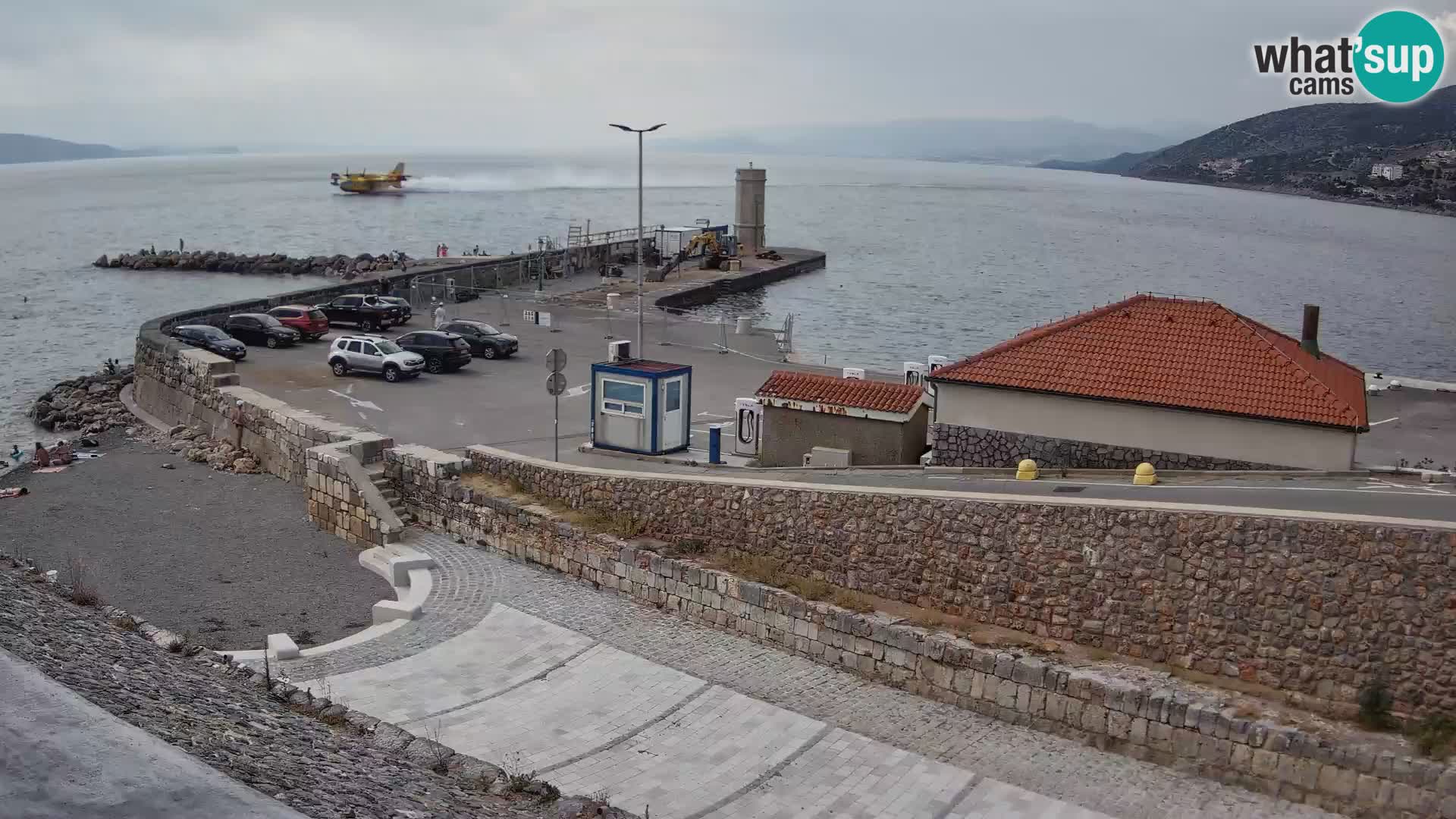 Web kamera Senj luka – Lukobran i svjetionik uživo