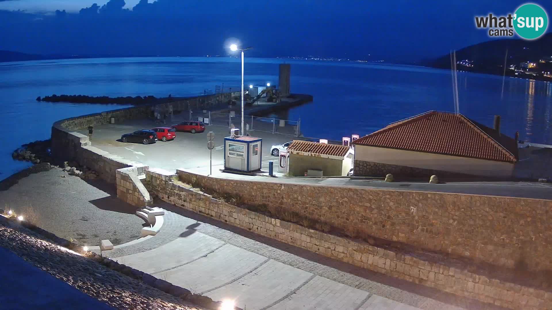 Webcam port de Senj – Vue sur la jetée et le phare