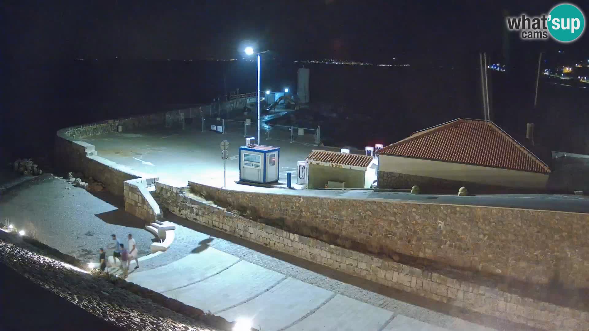 Webcam Porto di Segna – Frangiflutti e Faro in diretta