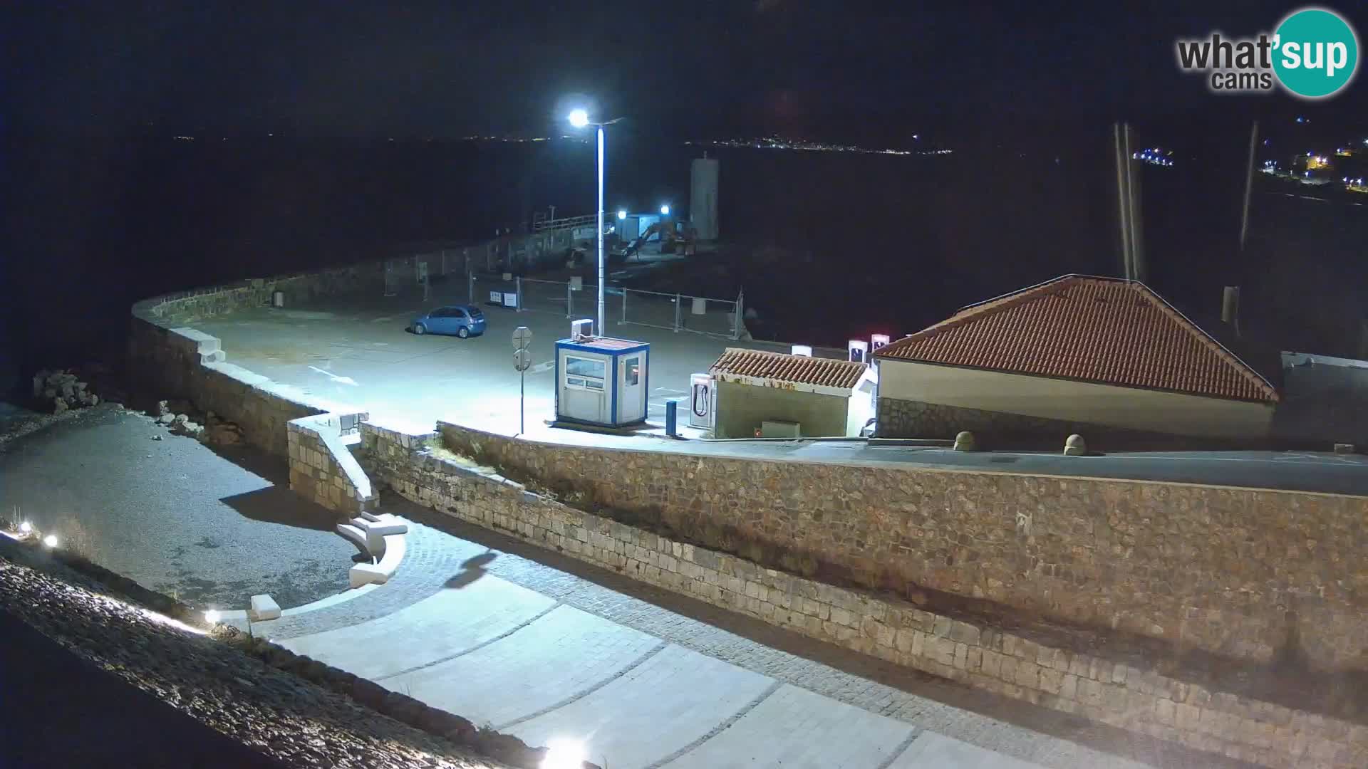 Webcam port de Senj – Vue sur la jetée et le phare