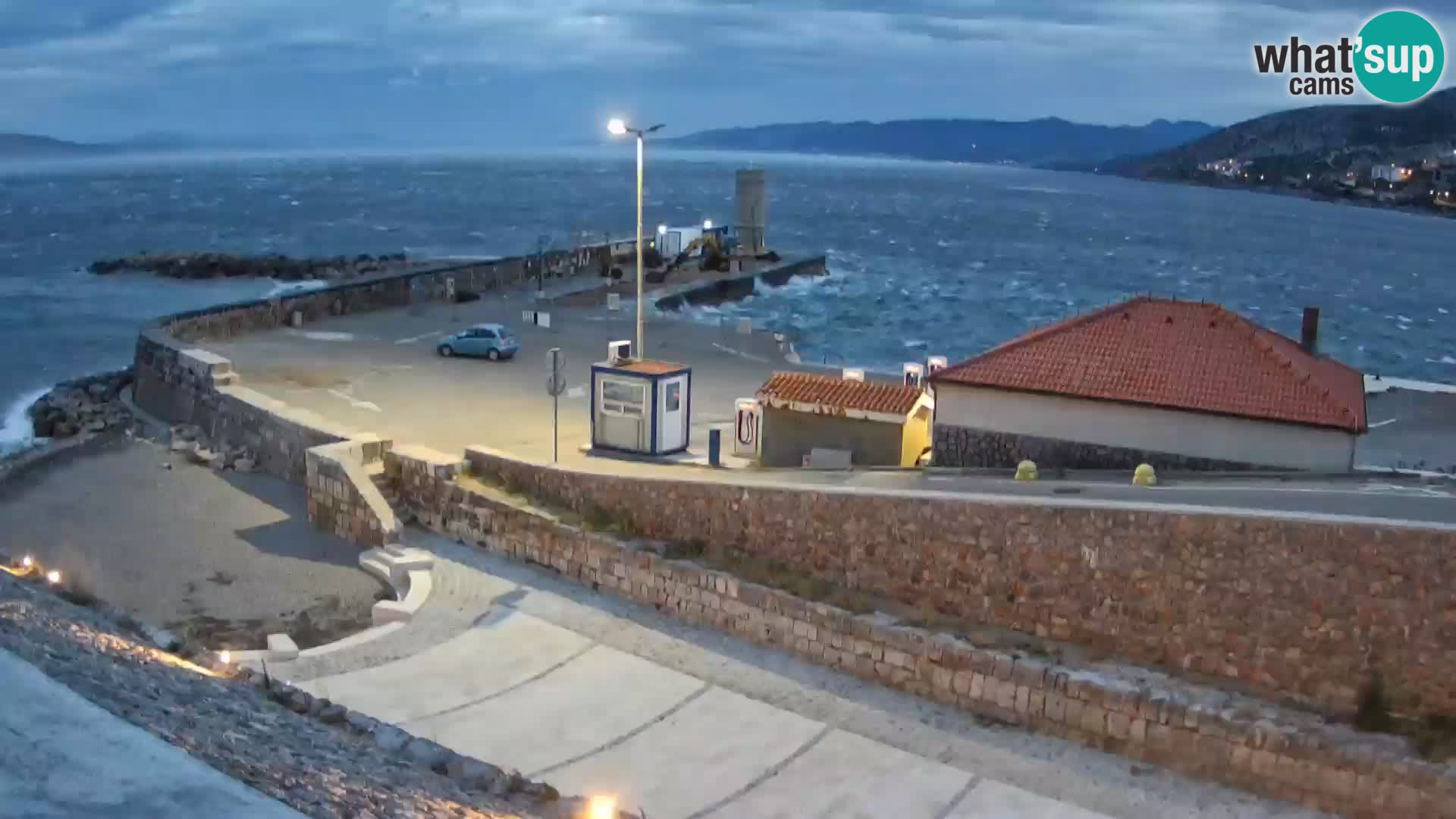 Webcam Porto di Segna – Frangiflutti e Faro in diretta