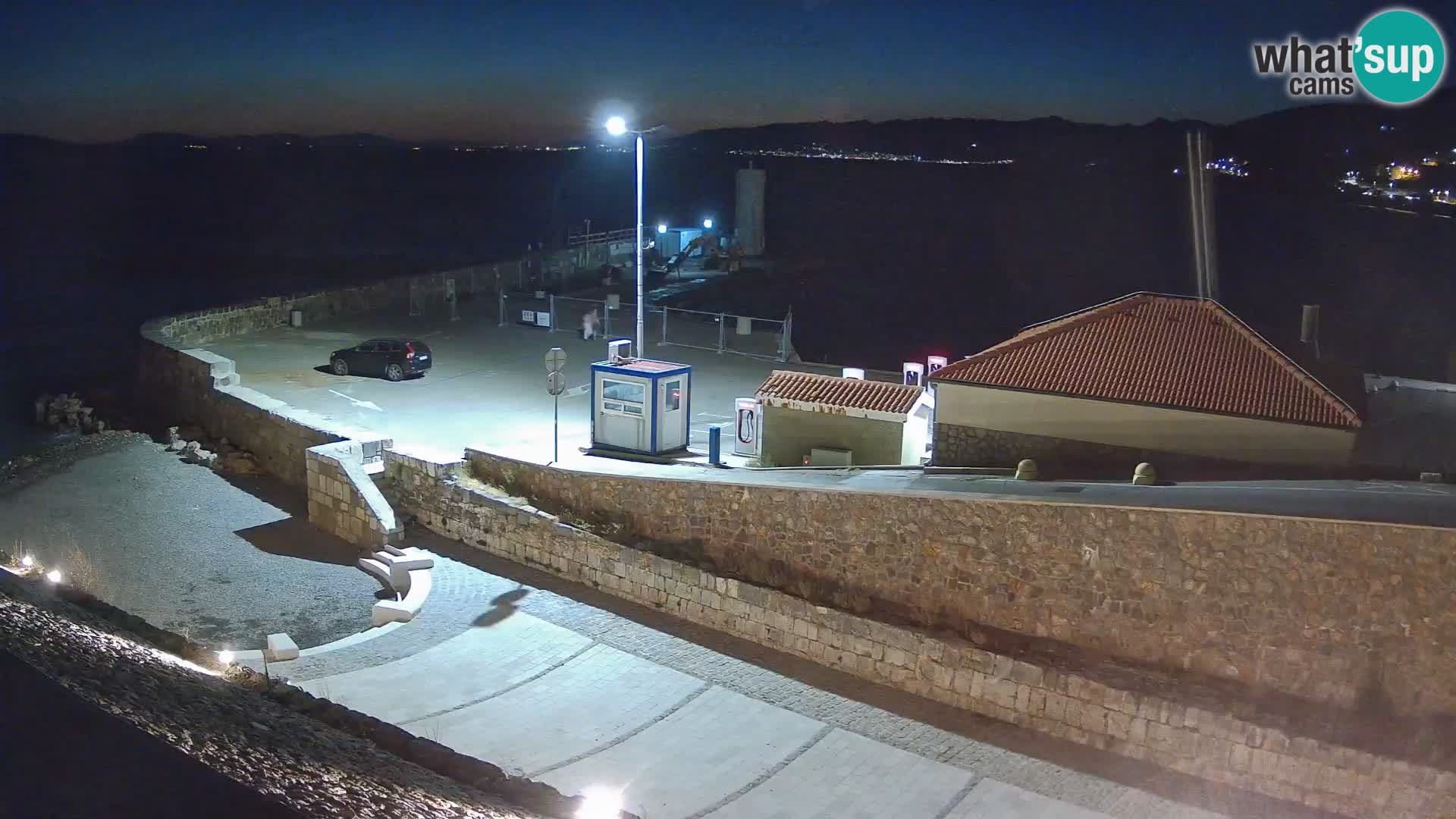 Senj Hafen Webcam – Wellenbrecher & Leuchtturm Liveblick